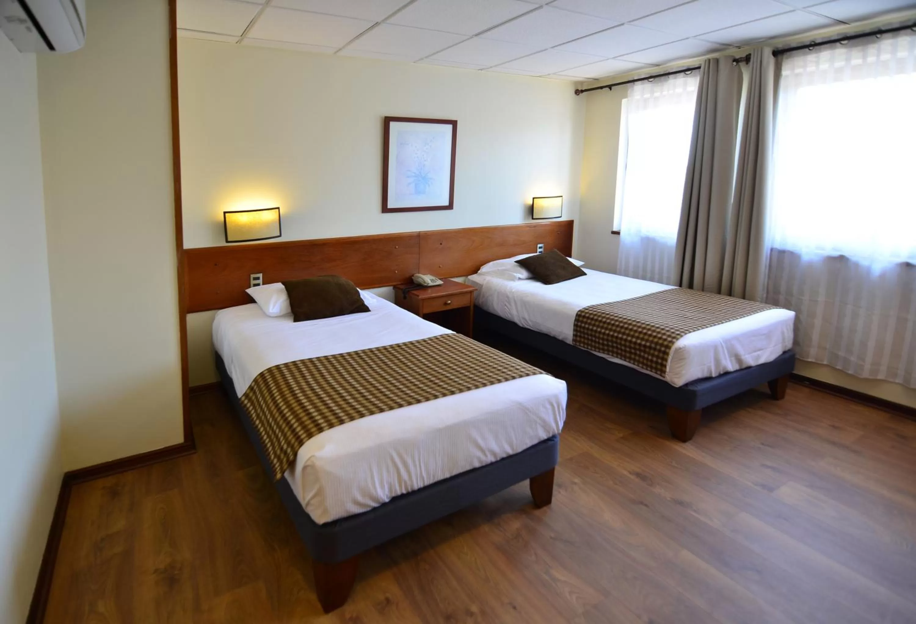 Bedroom, Bed in Tur Hotel Santiago