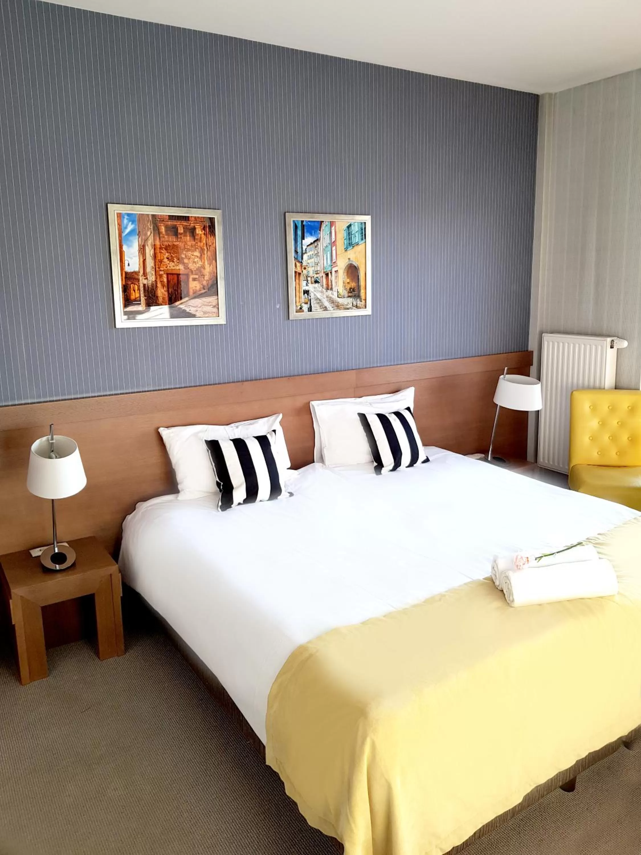 Bed in Hotel Willowa