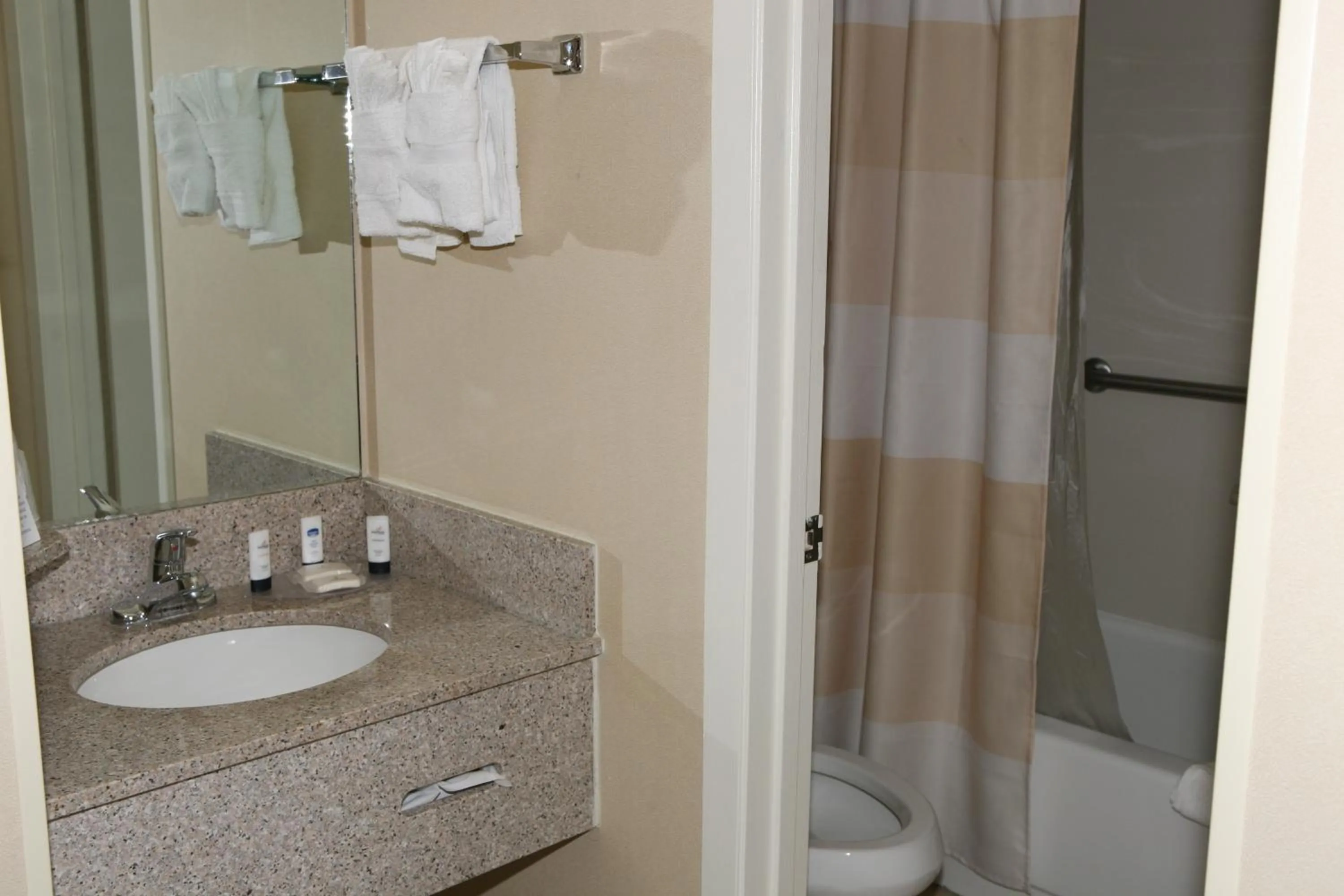 Bathroom in Staywell Inn