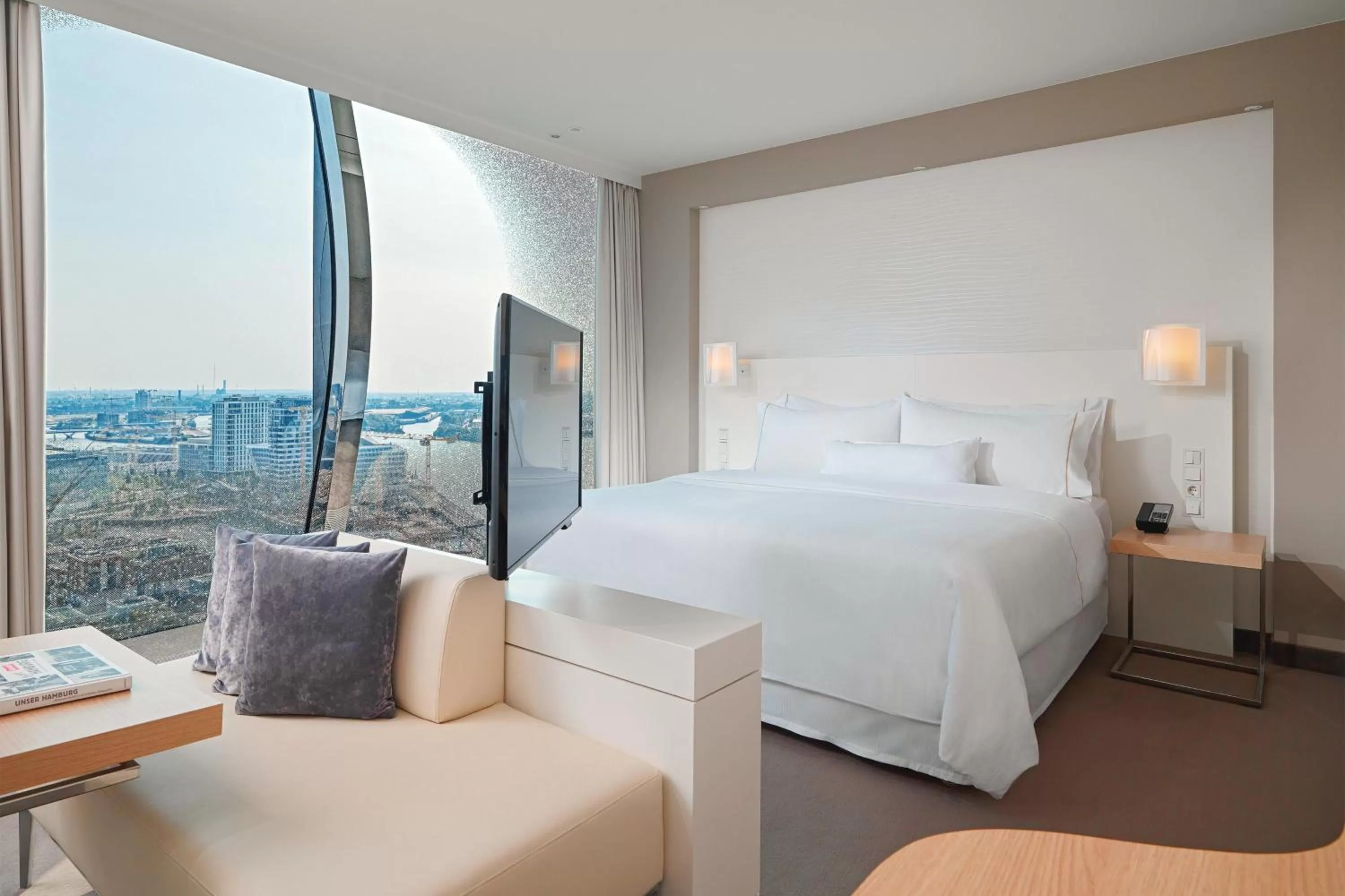Photo of the whole room, Bed in The Westin Hamburg Elbphilharmonie