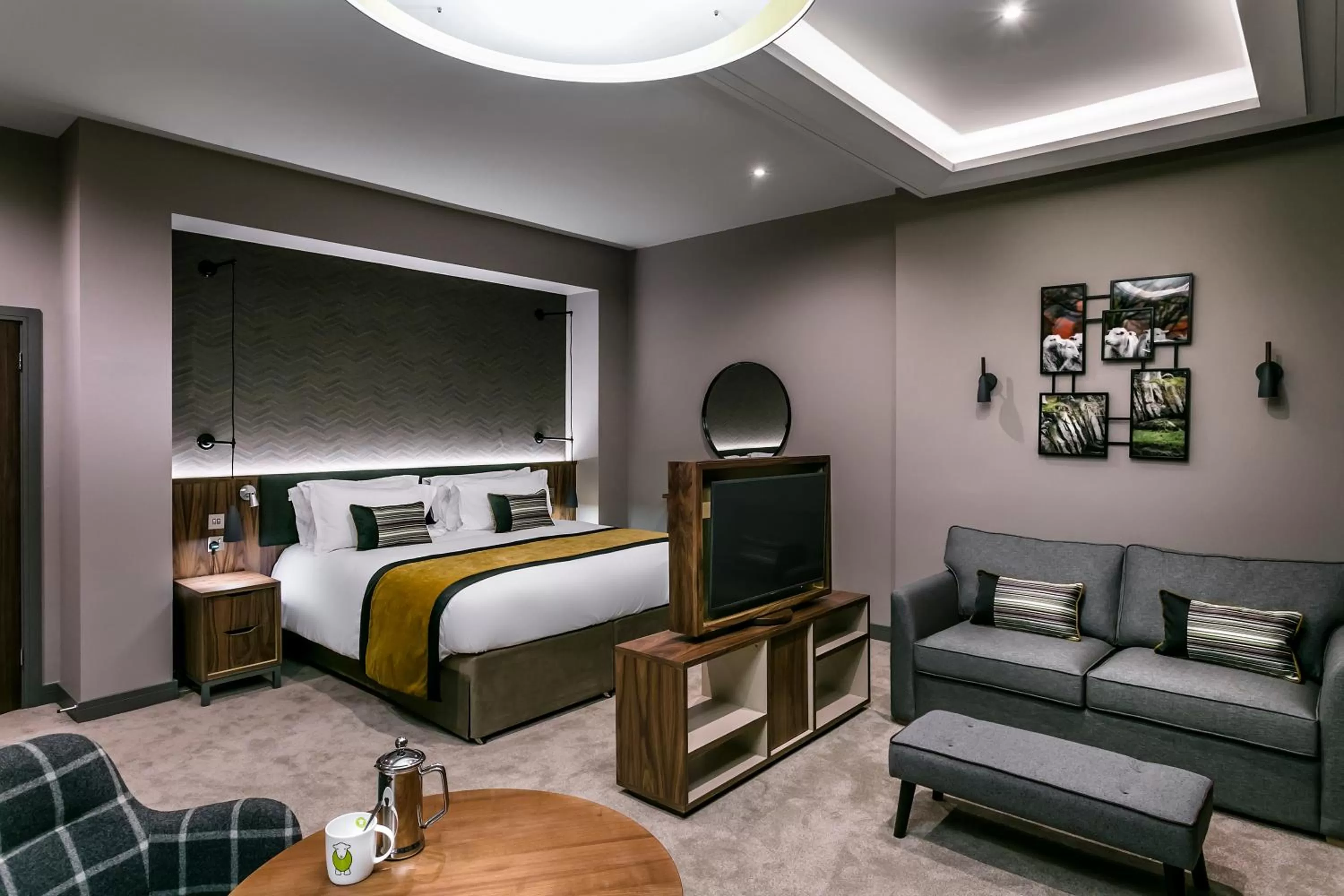 Living room, Bed in Castle Green Hotel In Kendal, BW Premier Collection