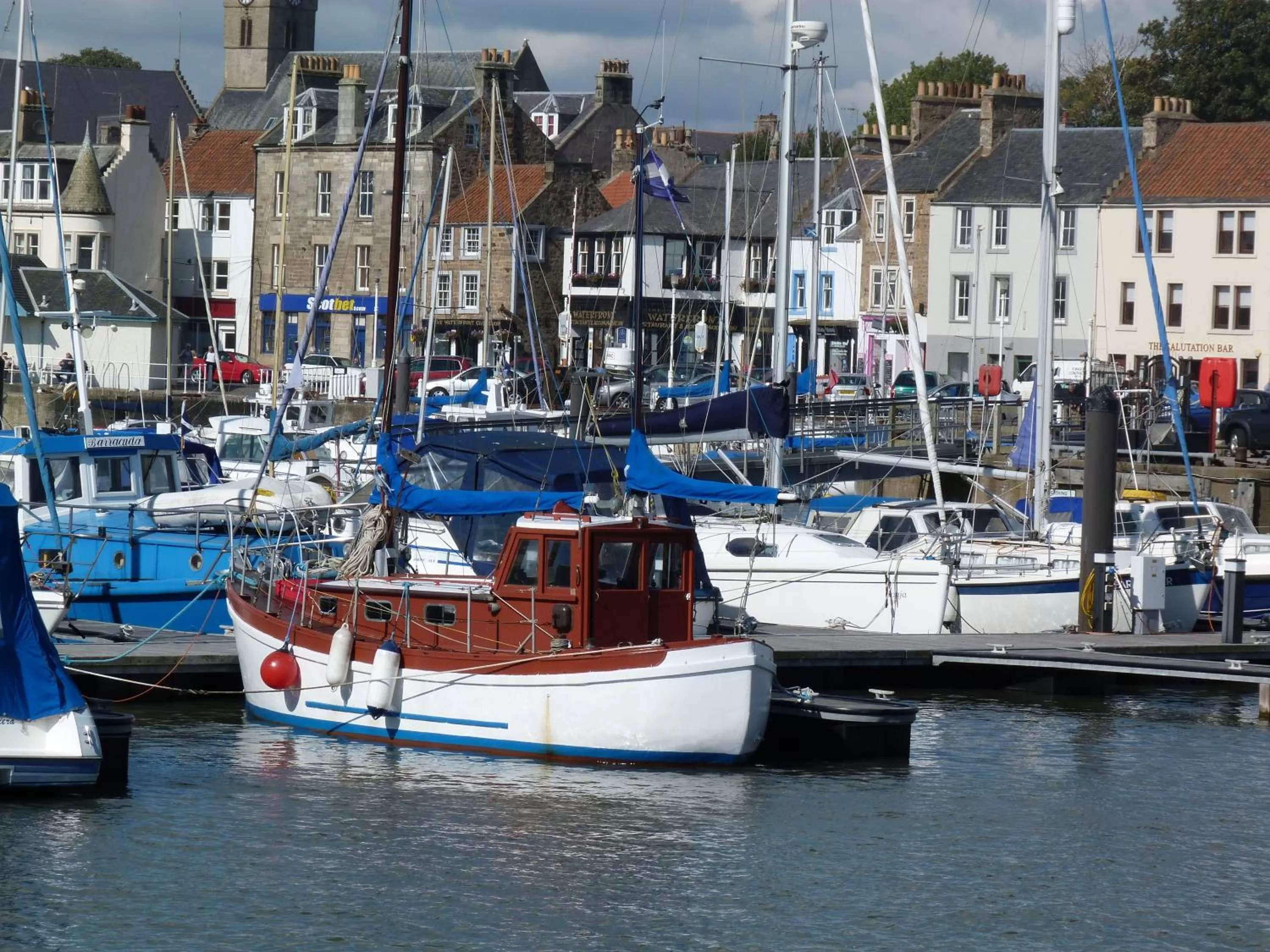 Area and facilities in The Bank