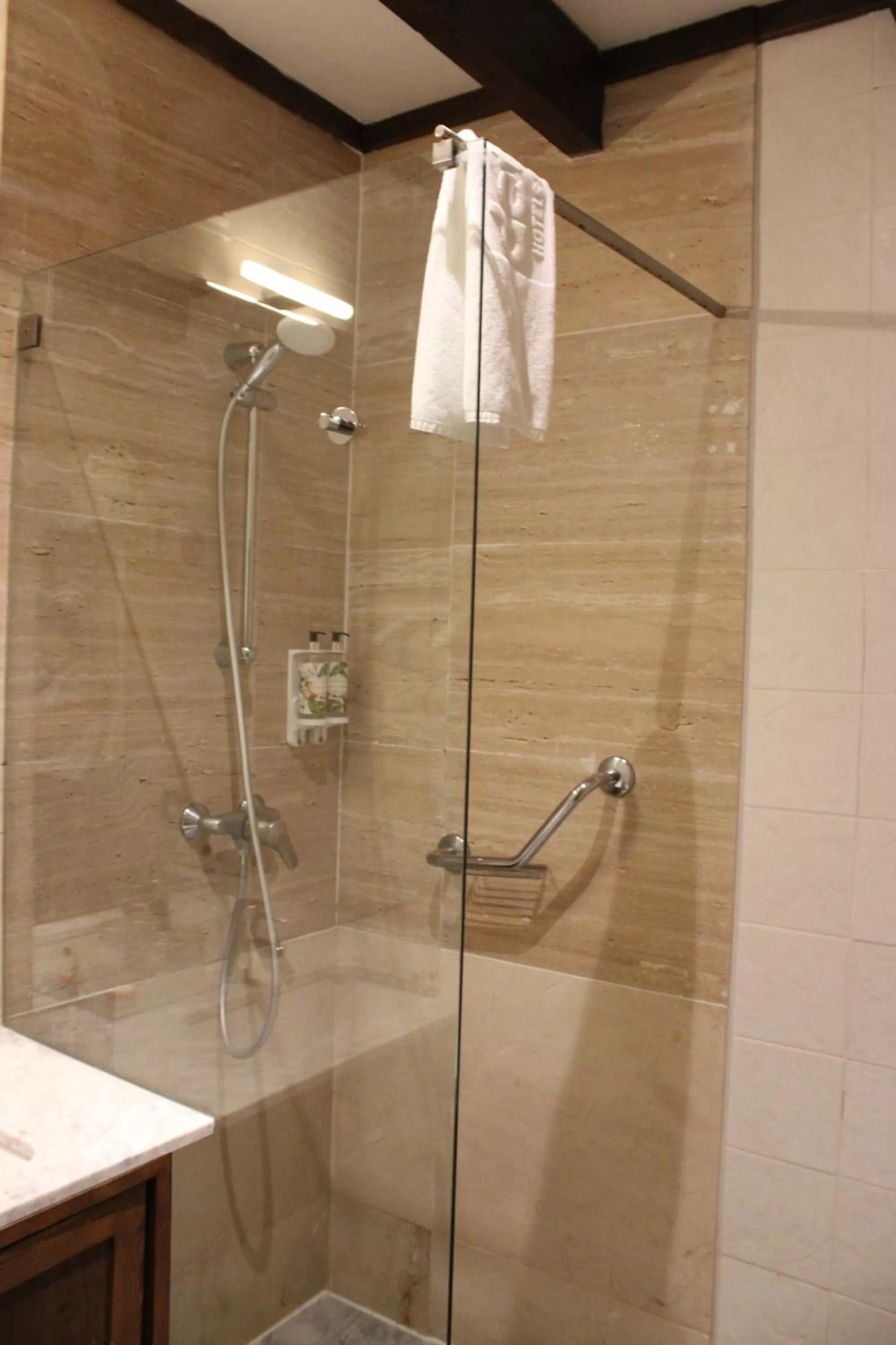 Bathroom in Topazio Vibe Beach Hotel & Apartments - Adults Friendly