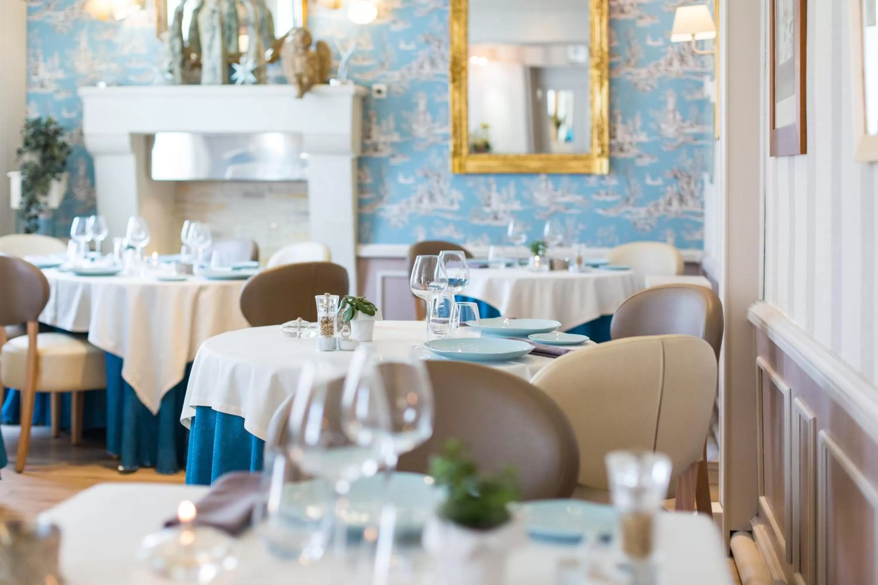 Restaurant/places to eat in Logis Hôtels Restaurant La Mère Hamard