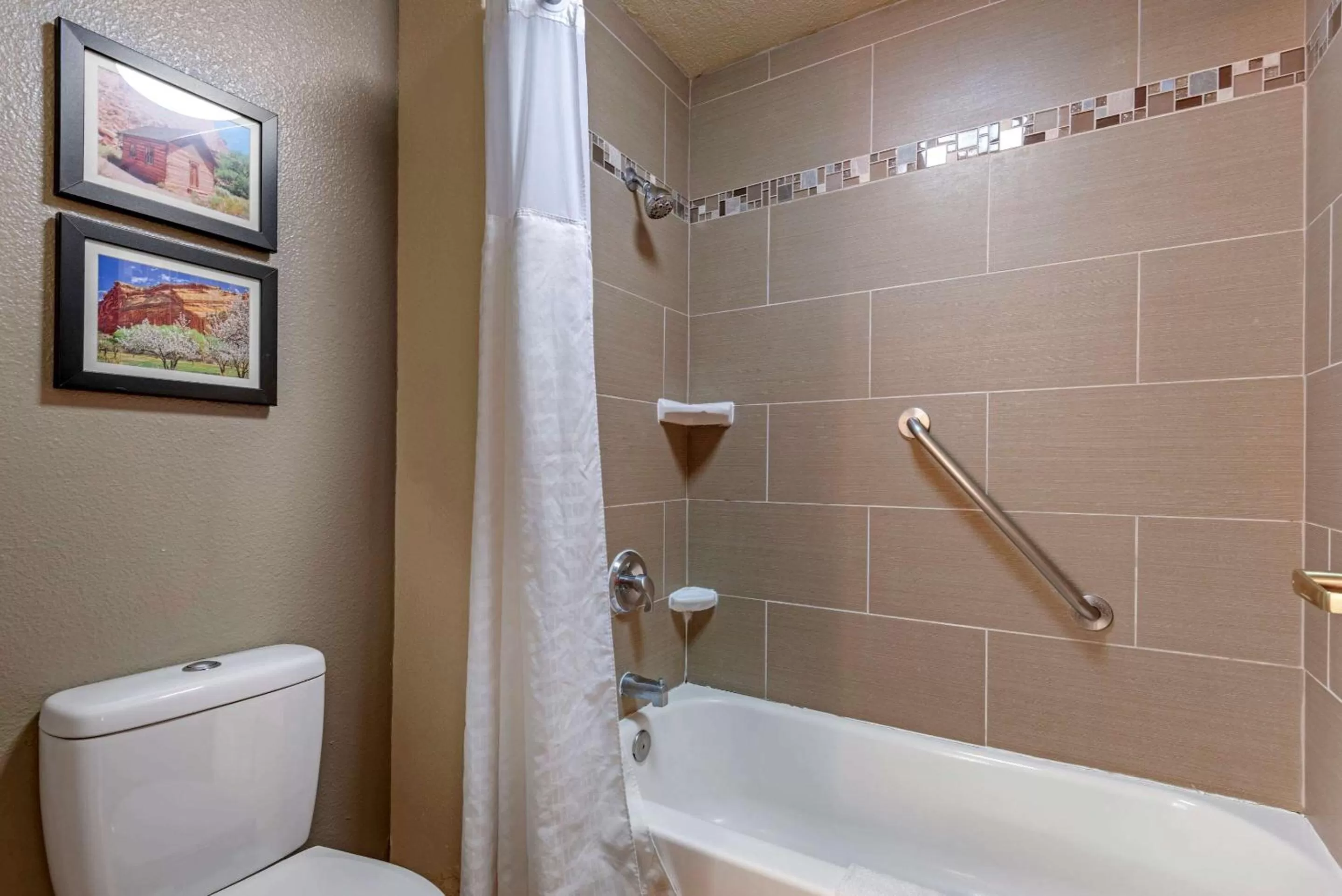 Bathroom in Comfort Inn & Suites Fruita - Grand Junction