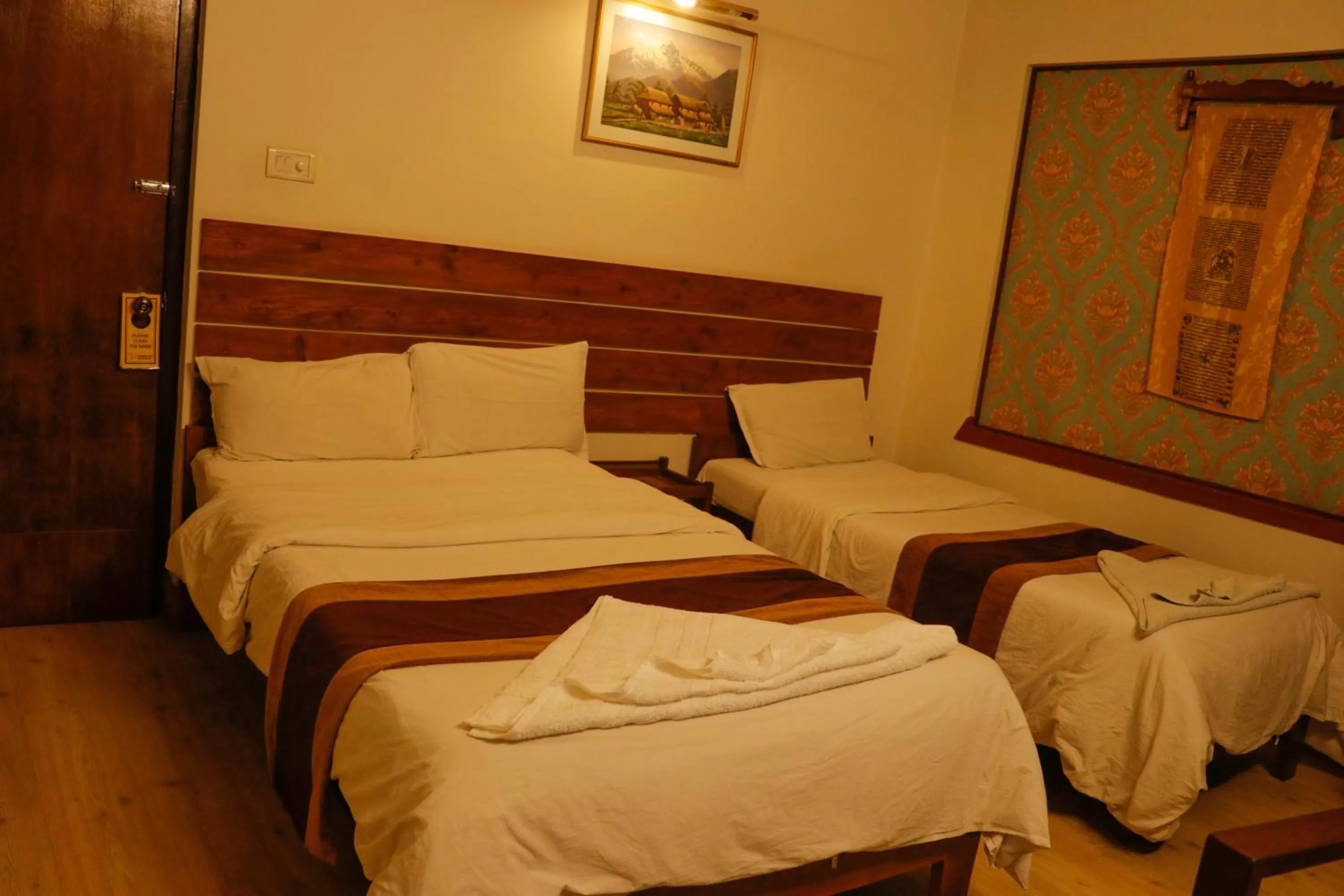 Bed in Hotel ThorongLa Thamel