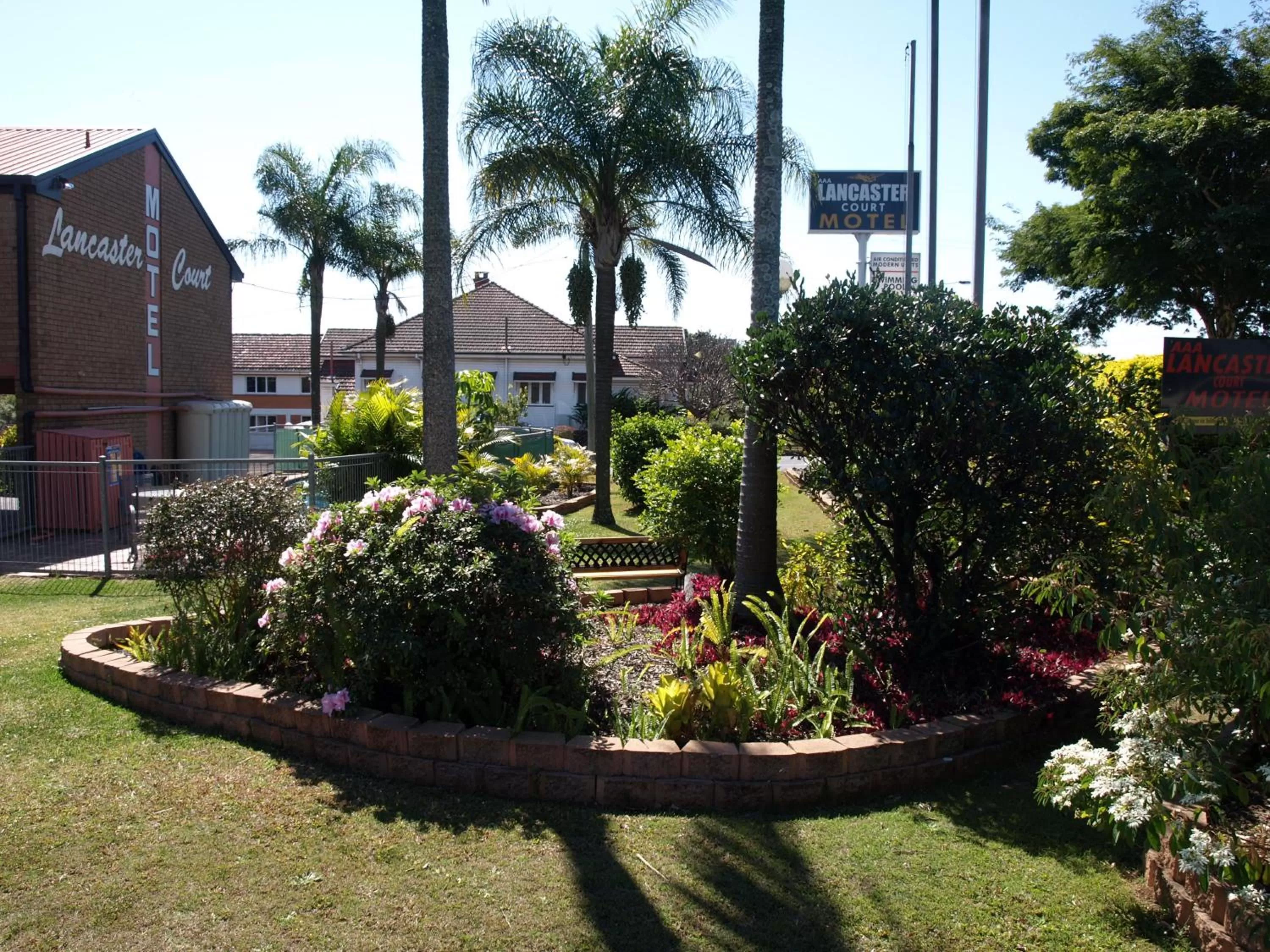 Garden in Lancaster Court Motel