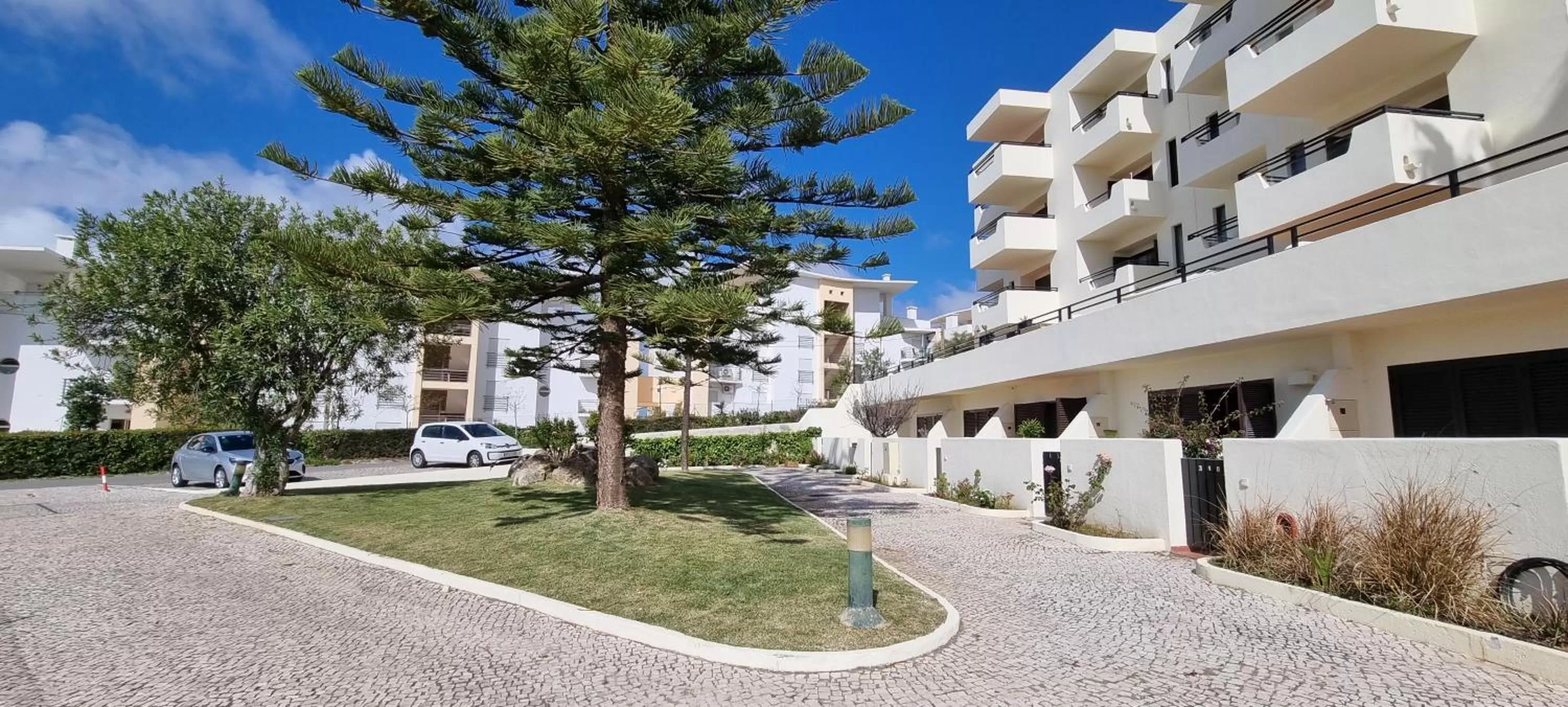 Albufeira Jardim by Umbral