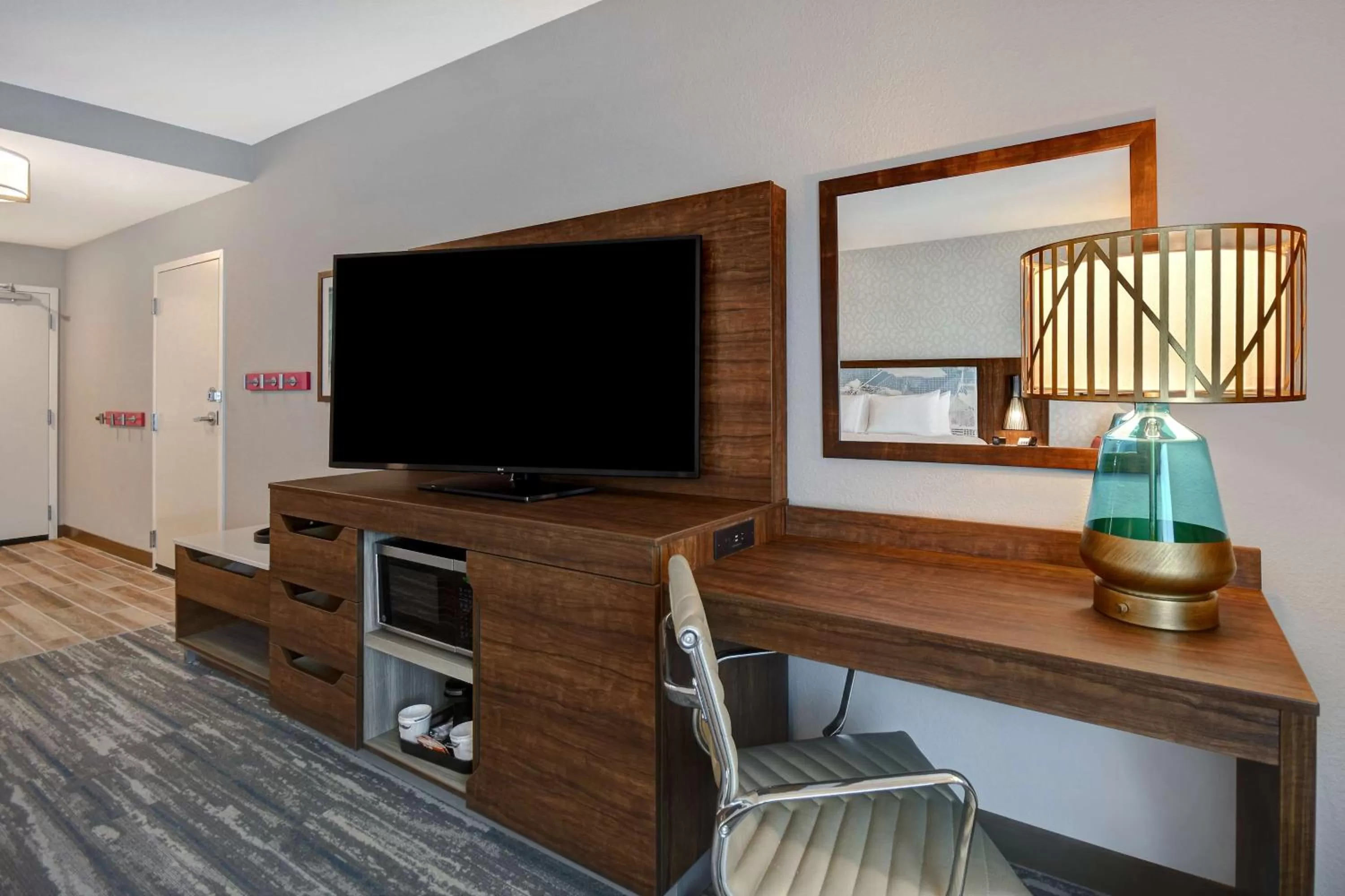 Bedroom in Hampton Inn Tucson Downtown, Az