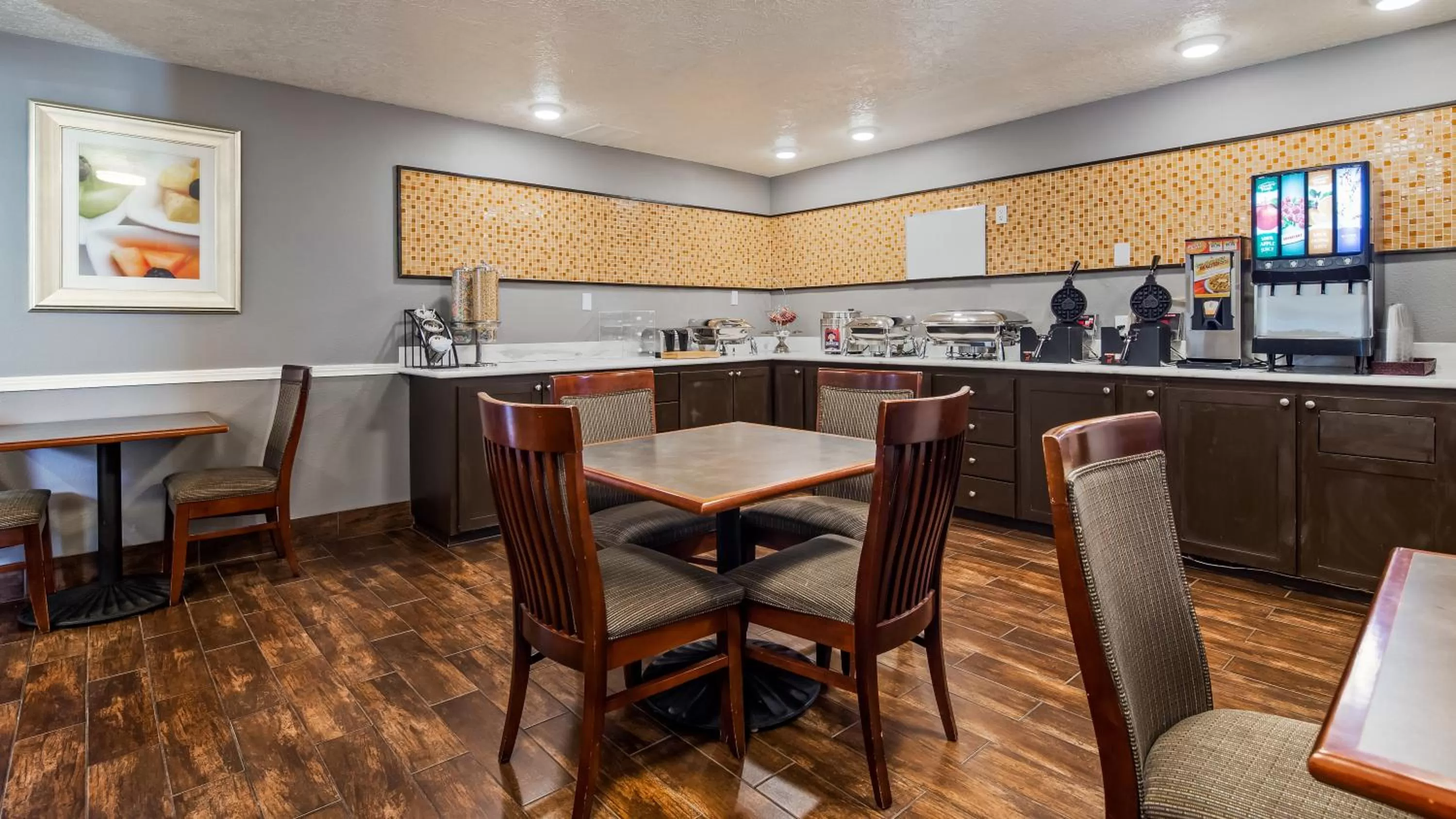 Continental breakfast in Best Western Corvallis