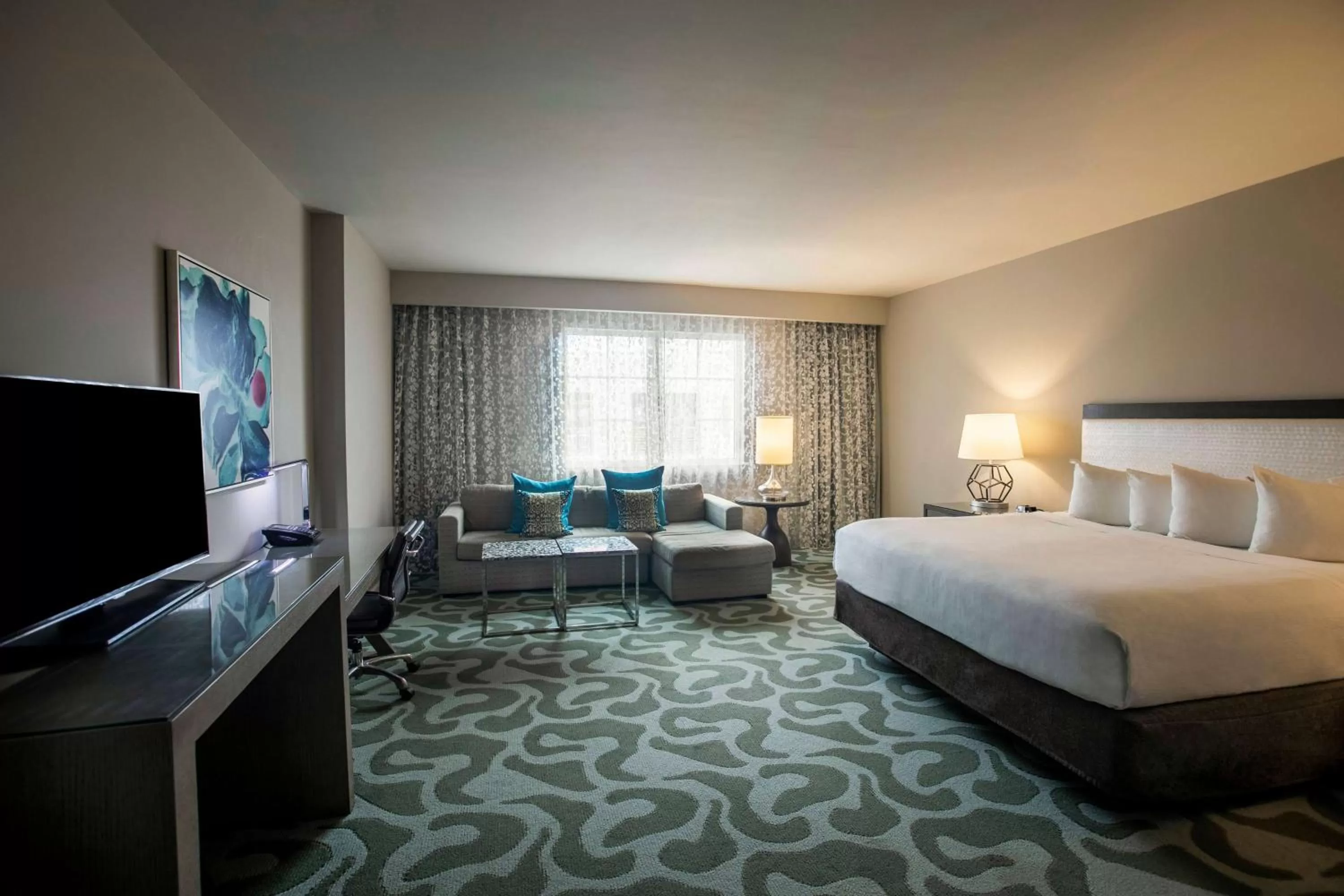 Photo of the whole room, Bed in Wyndham Grand Jupiter at Harbourside Place