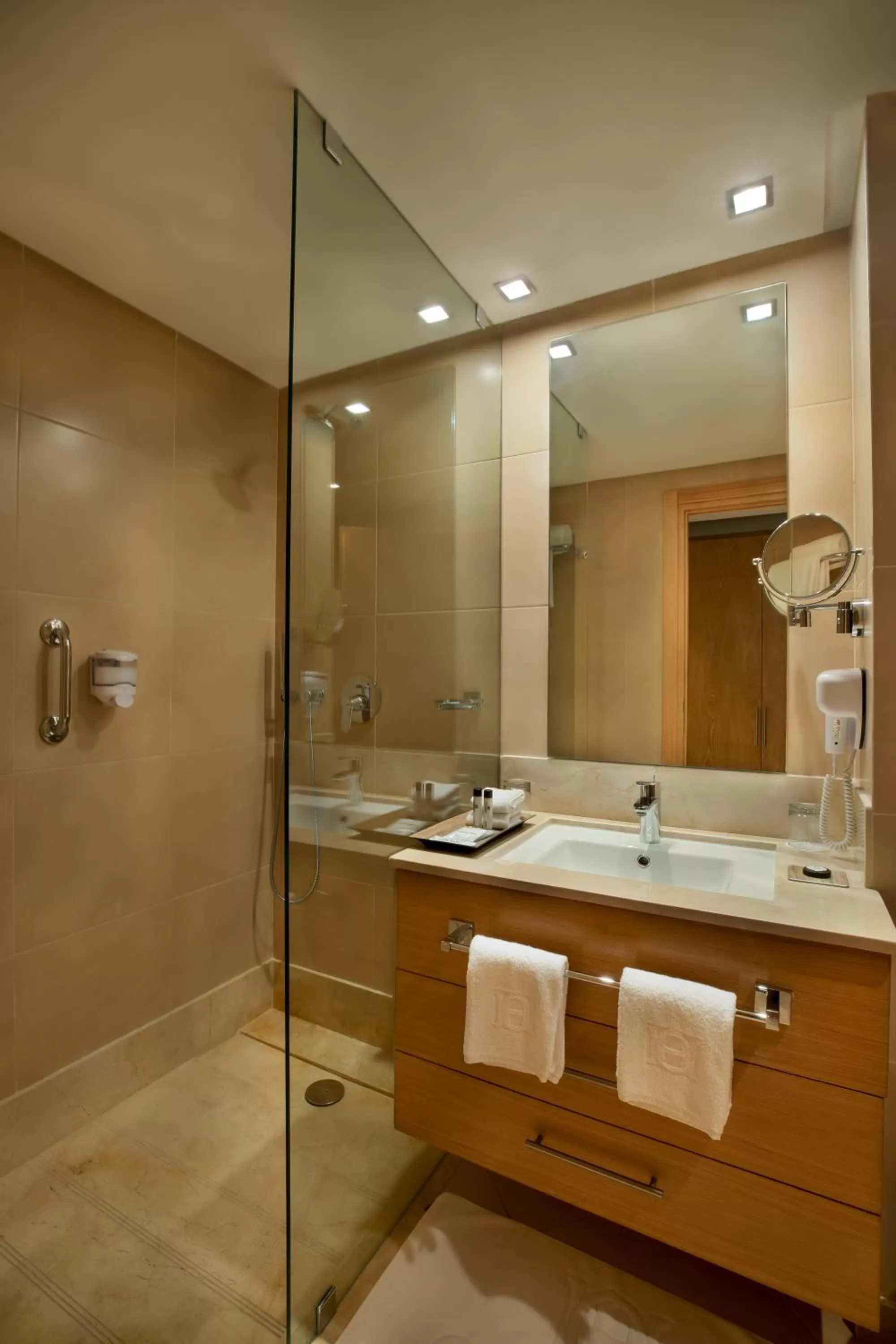 Shower in ODYSSEE Boutique Hotel Casablanca