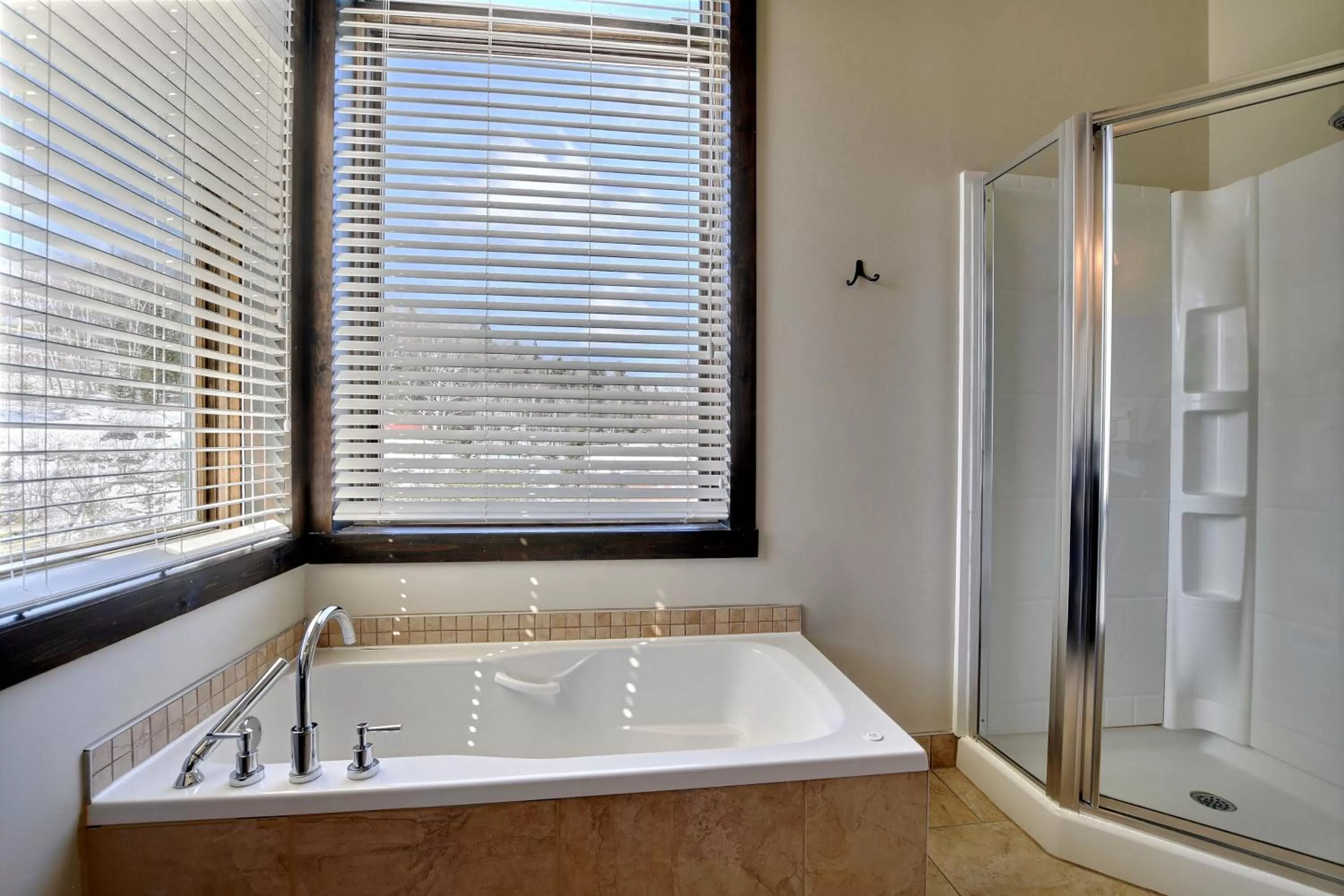 Les Condos Du Lac Taureau- Rooms & Condos