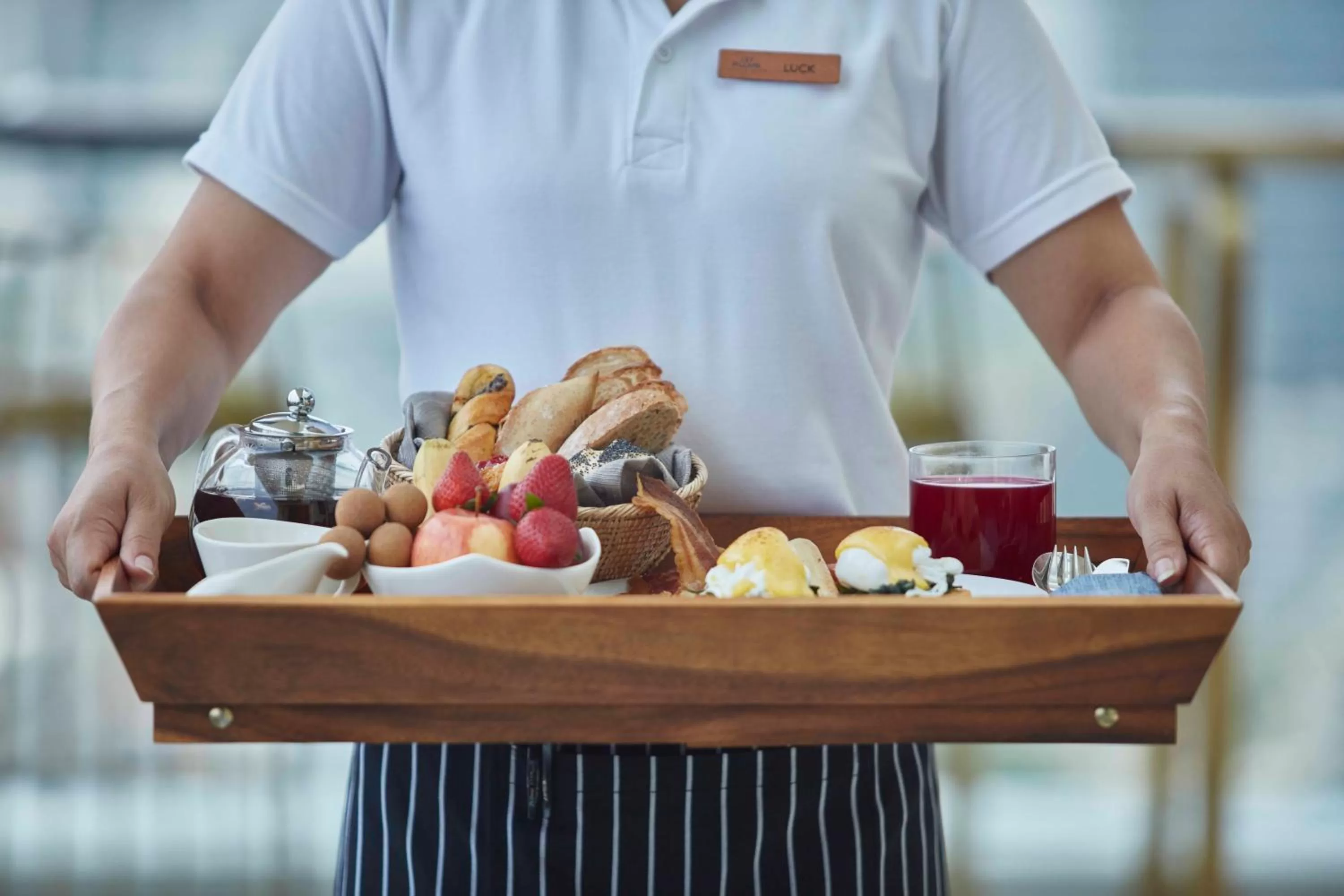 Food and drinks in 137 Pillars Suites Bangkok