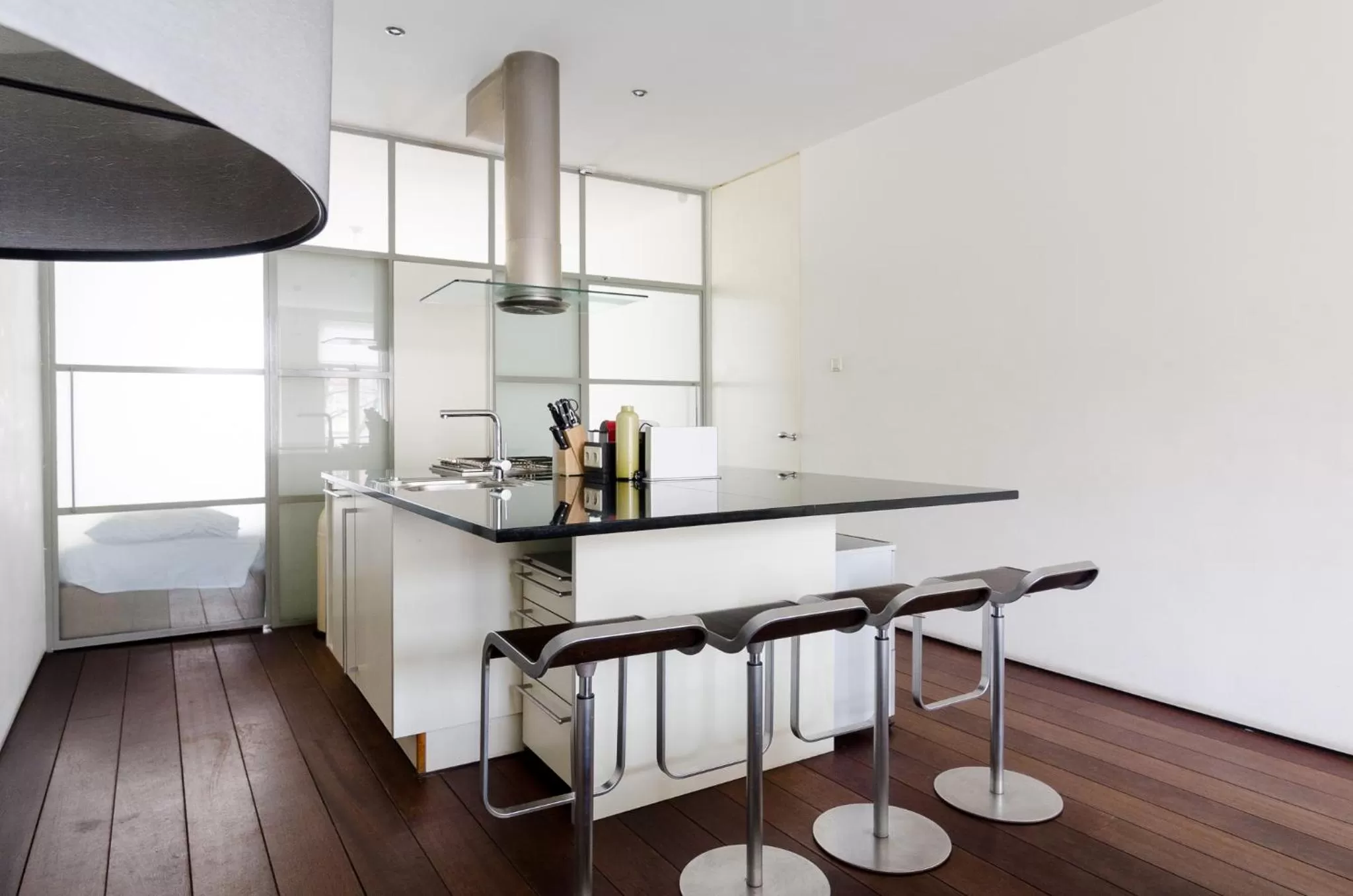 Kitchen or kitchenette, Kitchen/Kitchenette in Marnix Modern: Supercentral 8P