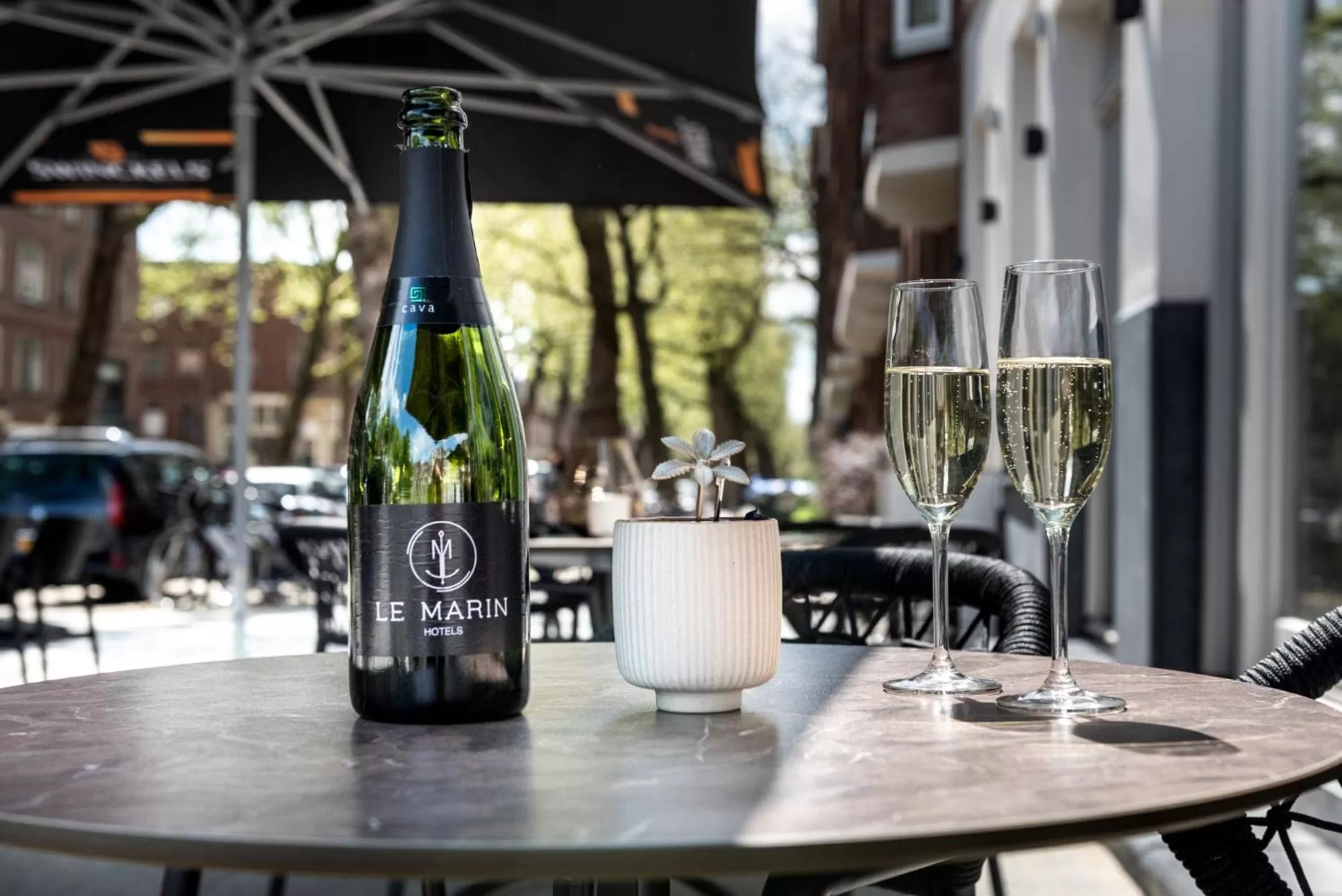 Alcoholic drinks in Le Marin Hotel Rotterdam City - Handwritten Collection