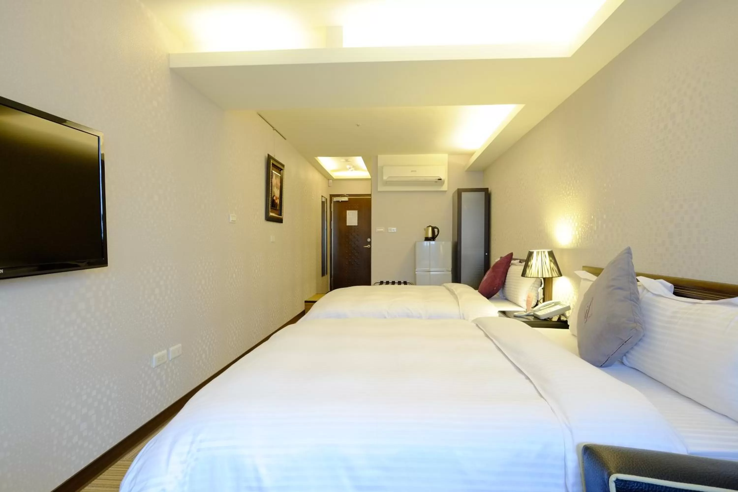 Photo of the whole room, Bed in 意芙旅店 Ifinn Hotel