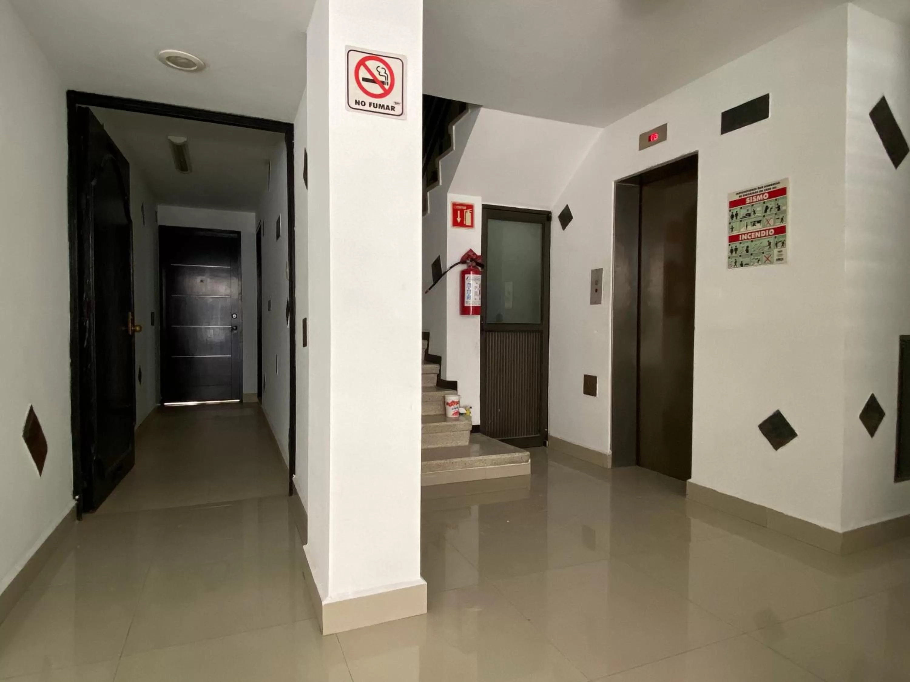 Lobby or reception in Grupo Kings Suites -Platon 436