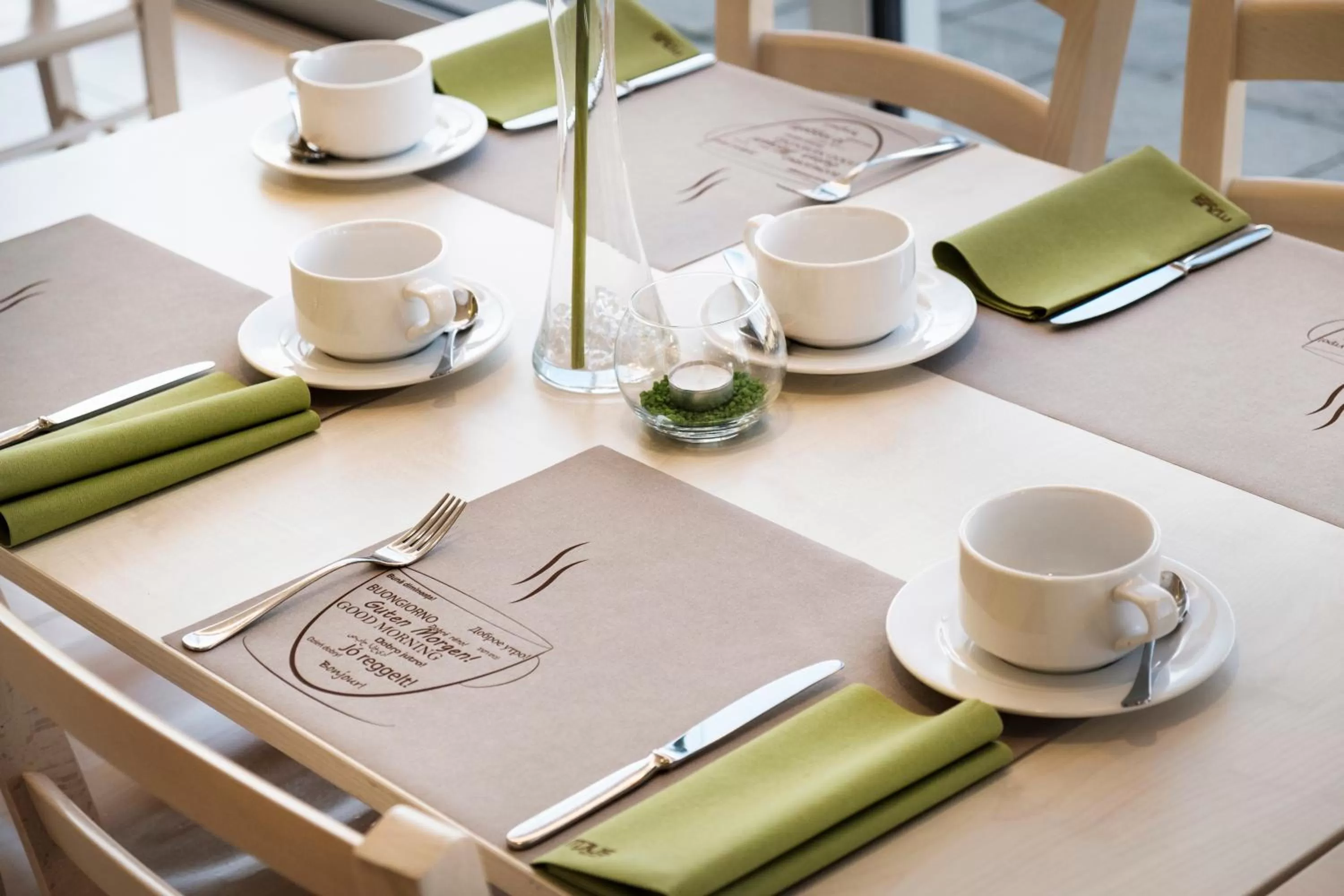 Restaurant/places to eat in Mjus Resort & Thermal Park