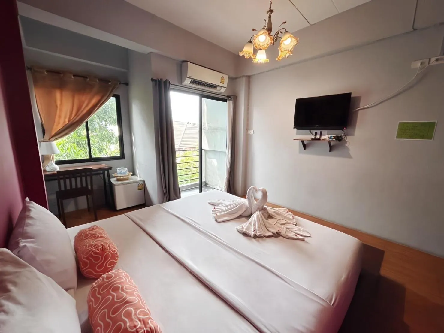 Bed in Hide Bangkok Hostel