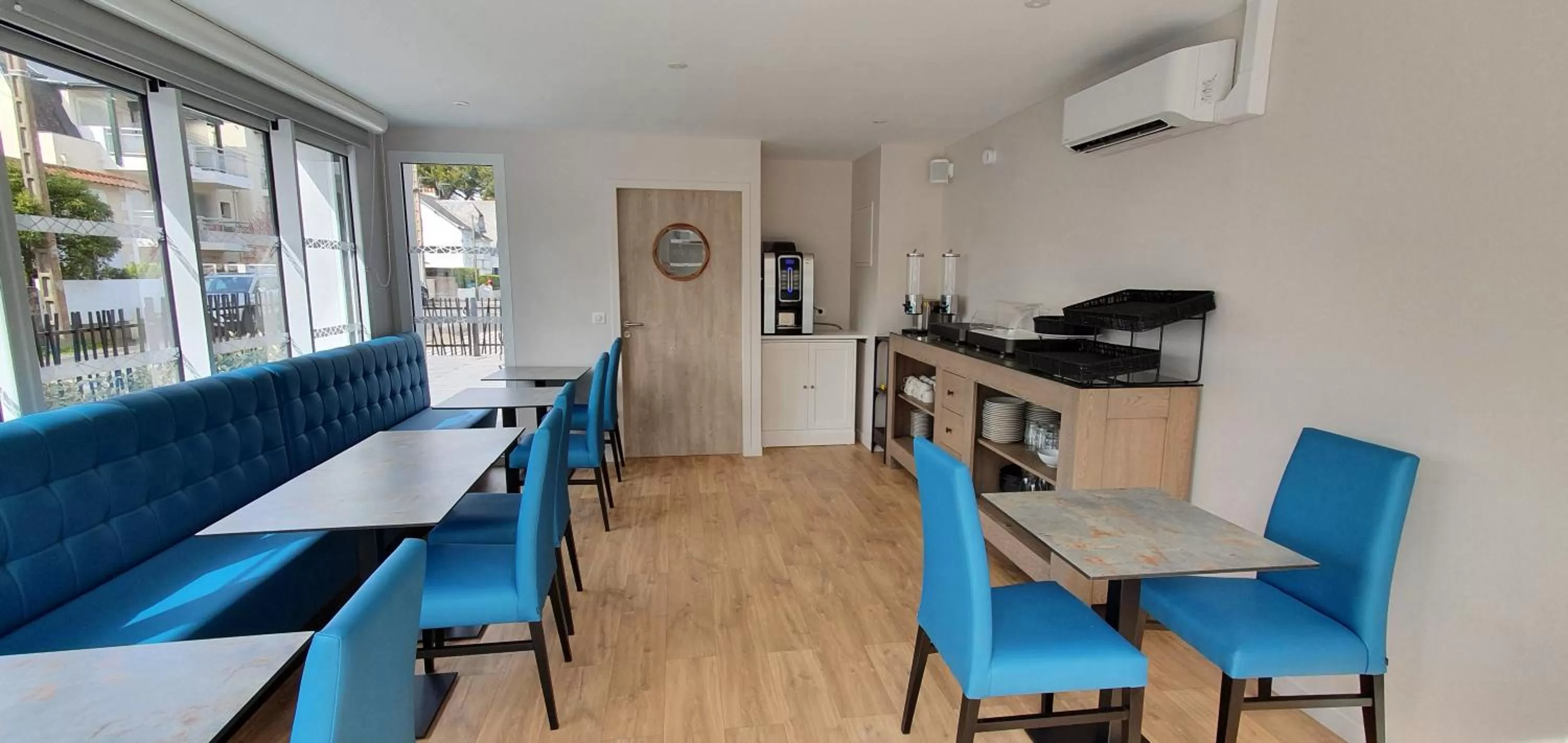 Breakfast in Logis Hotel La Closerie