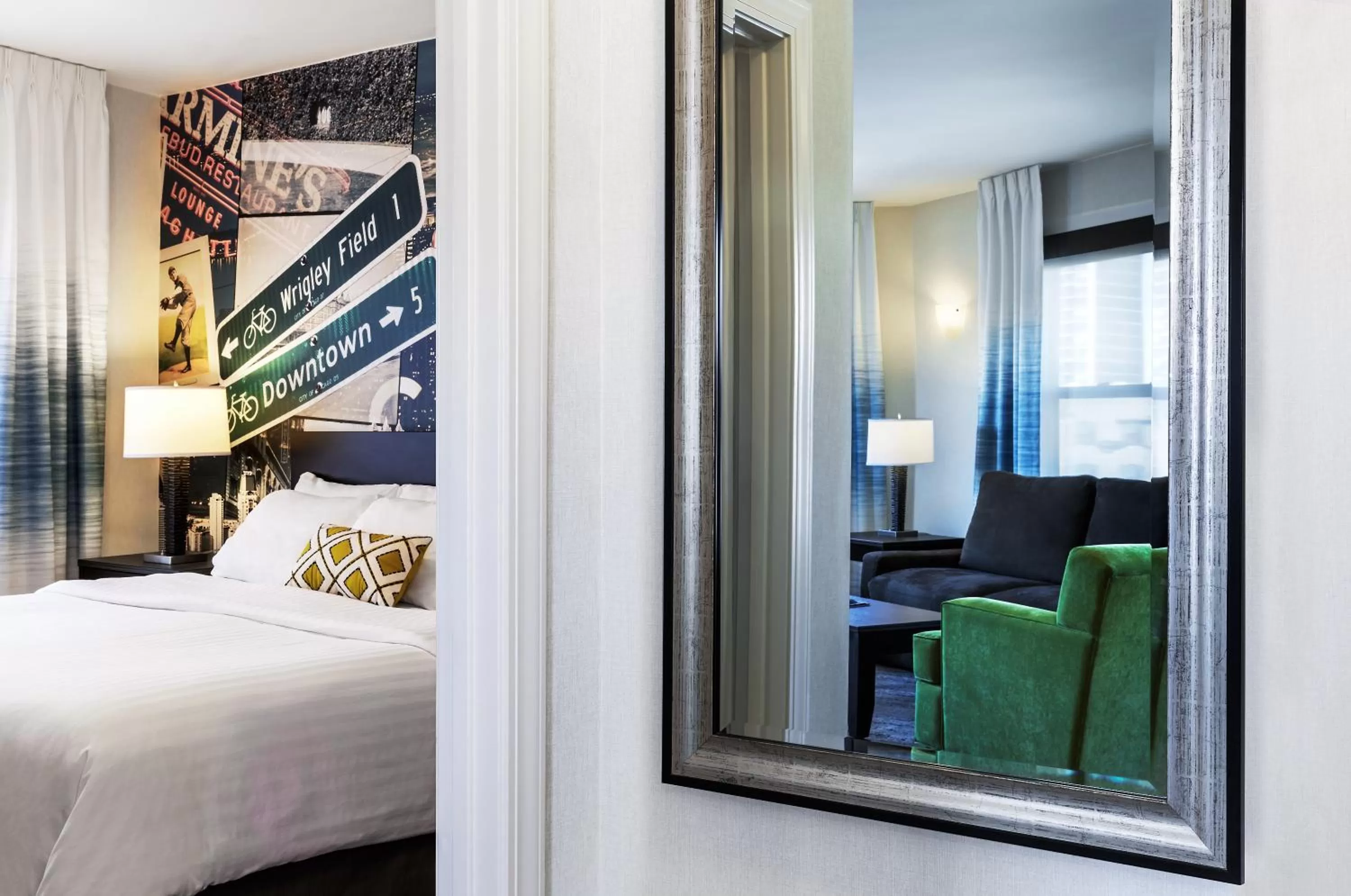 Bedroom, Bed in Hotel Versey Chicago Lincoln Park