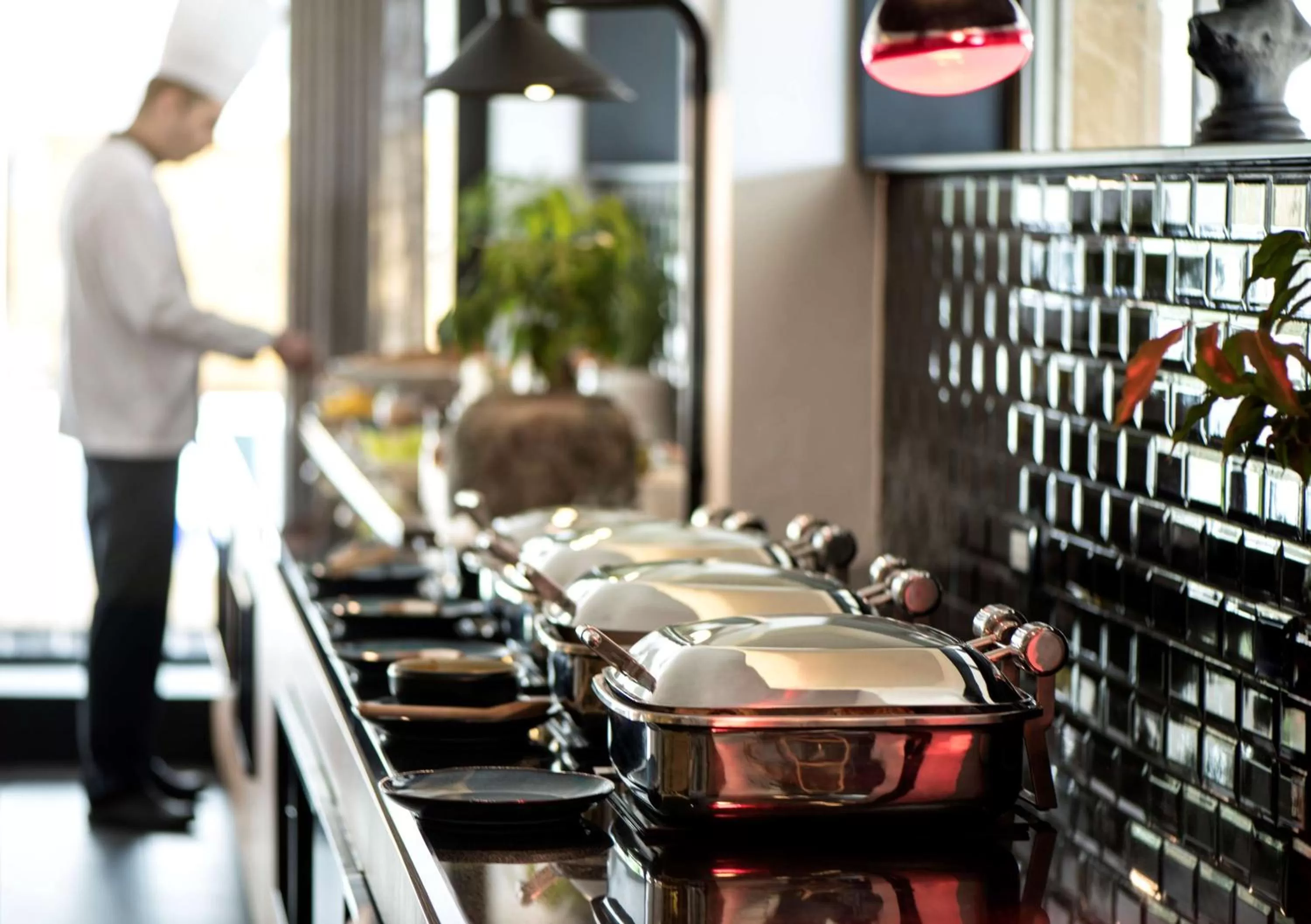 Restaurant/places to eat in Radisson Blu Hotel, Beirut Verdun