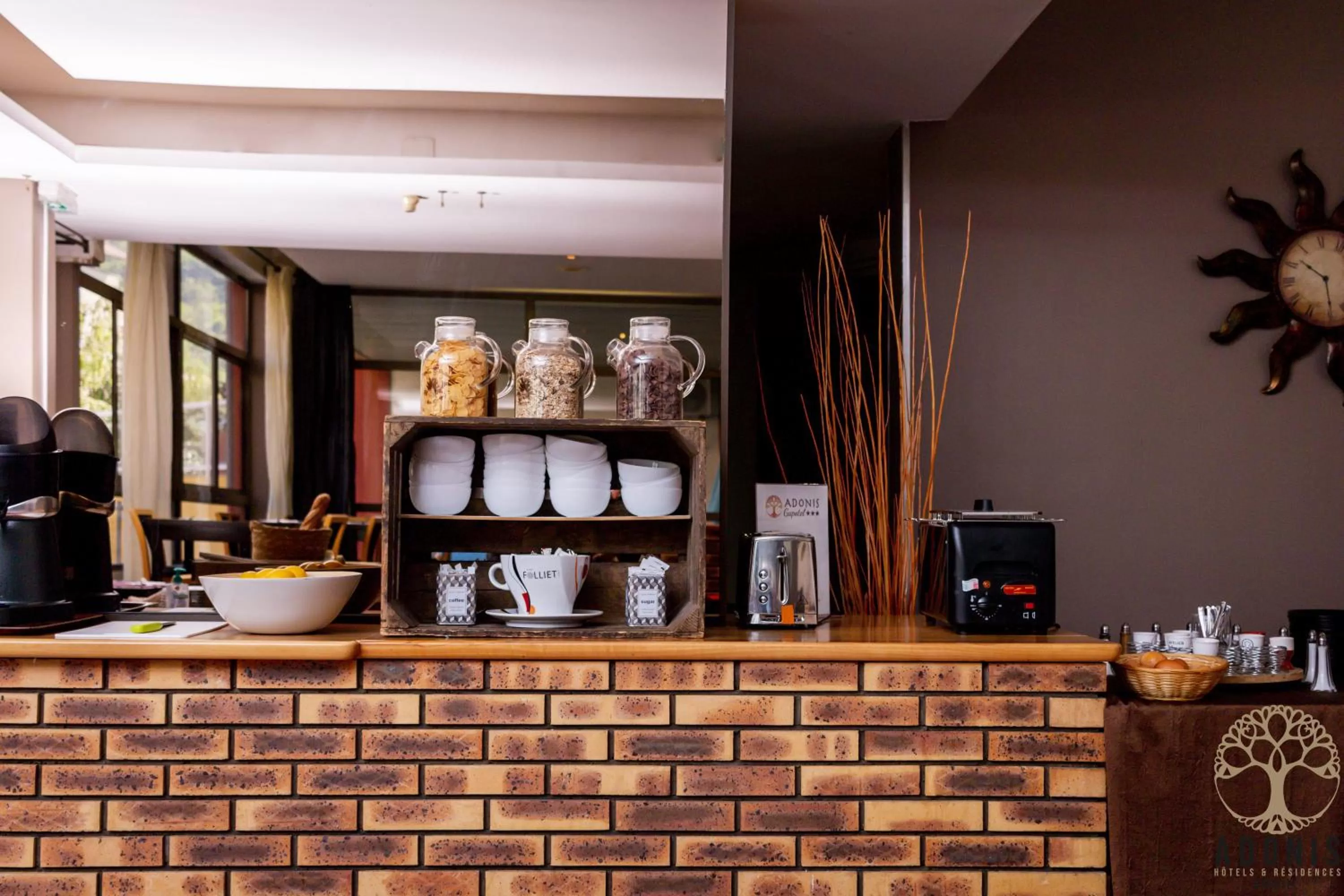 Breakfast in Adonis Gapotel