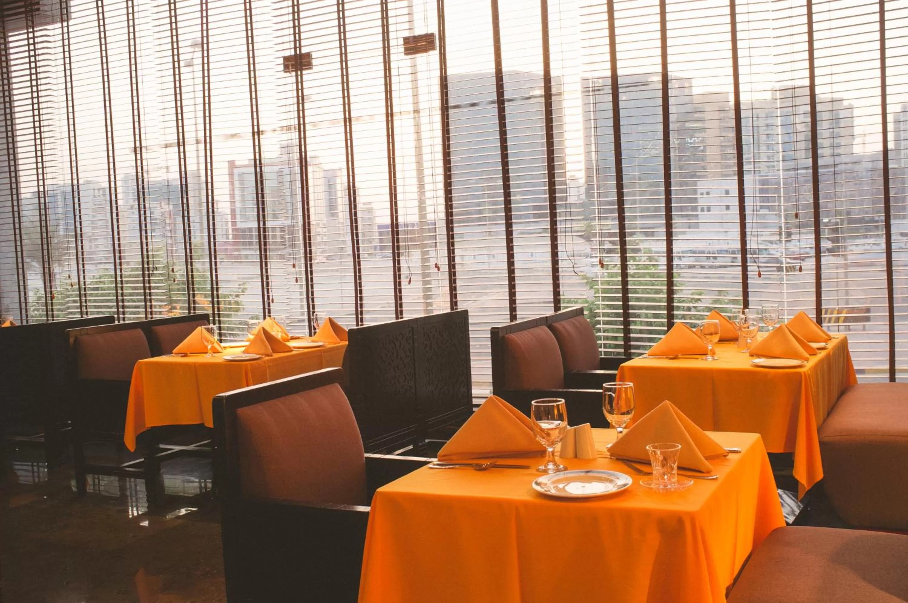 Restaurant/places to eat in Asdal Gulf Inn Boutique Hotel- SEEF