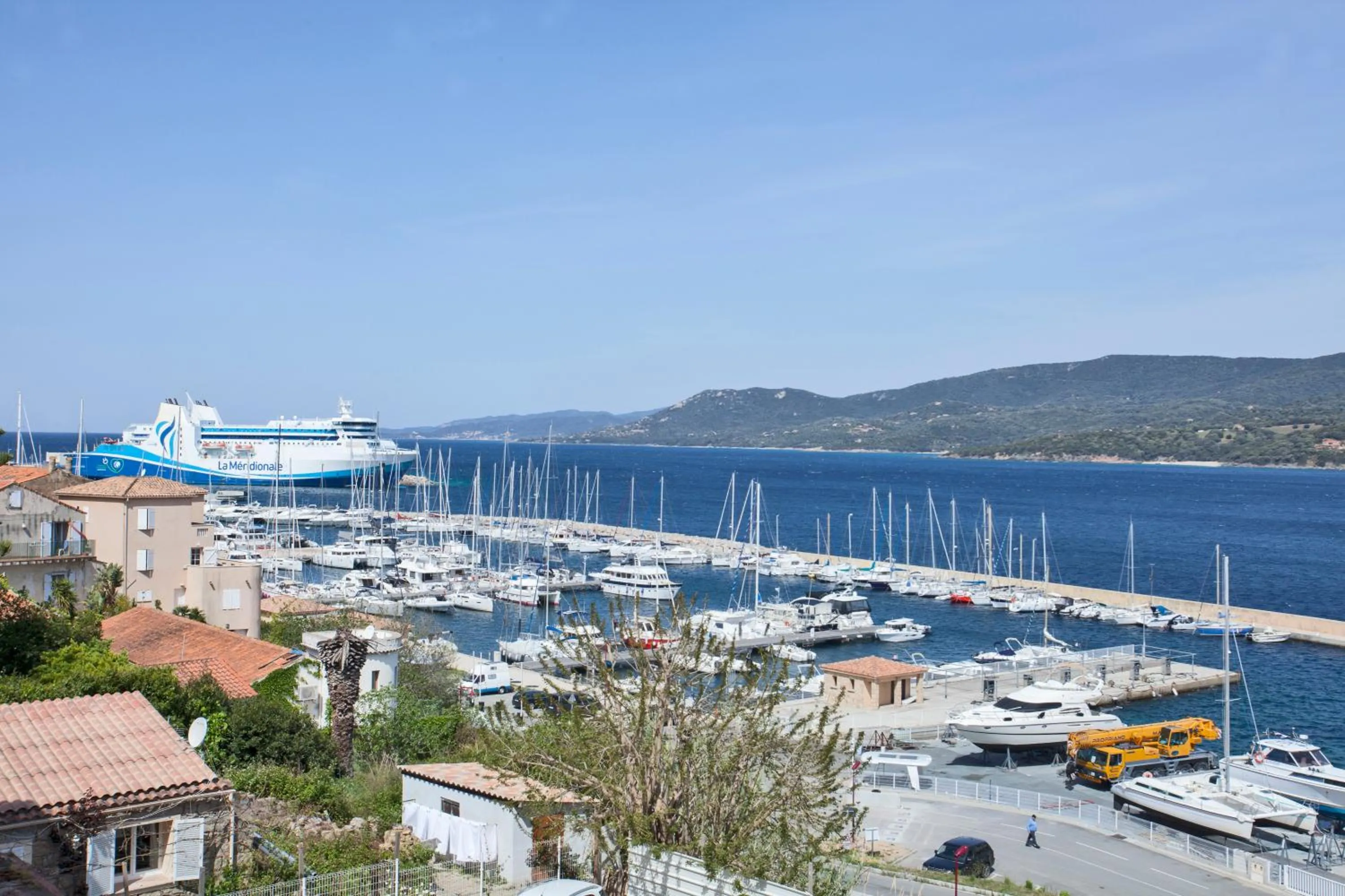 Property building in Le Neptune & Spa