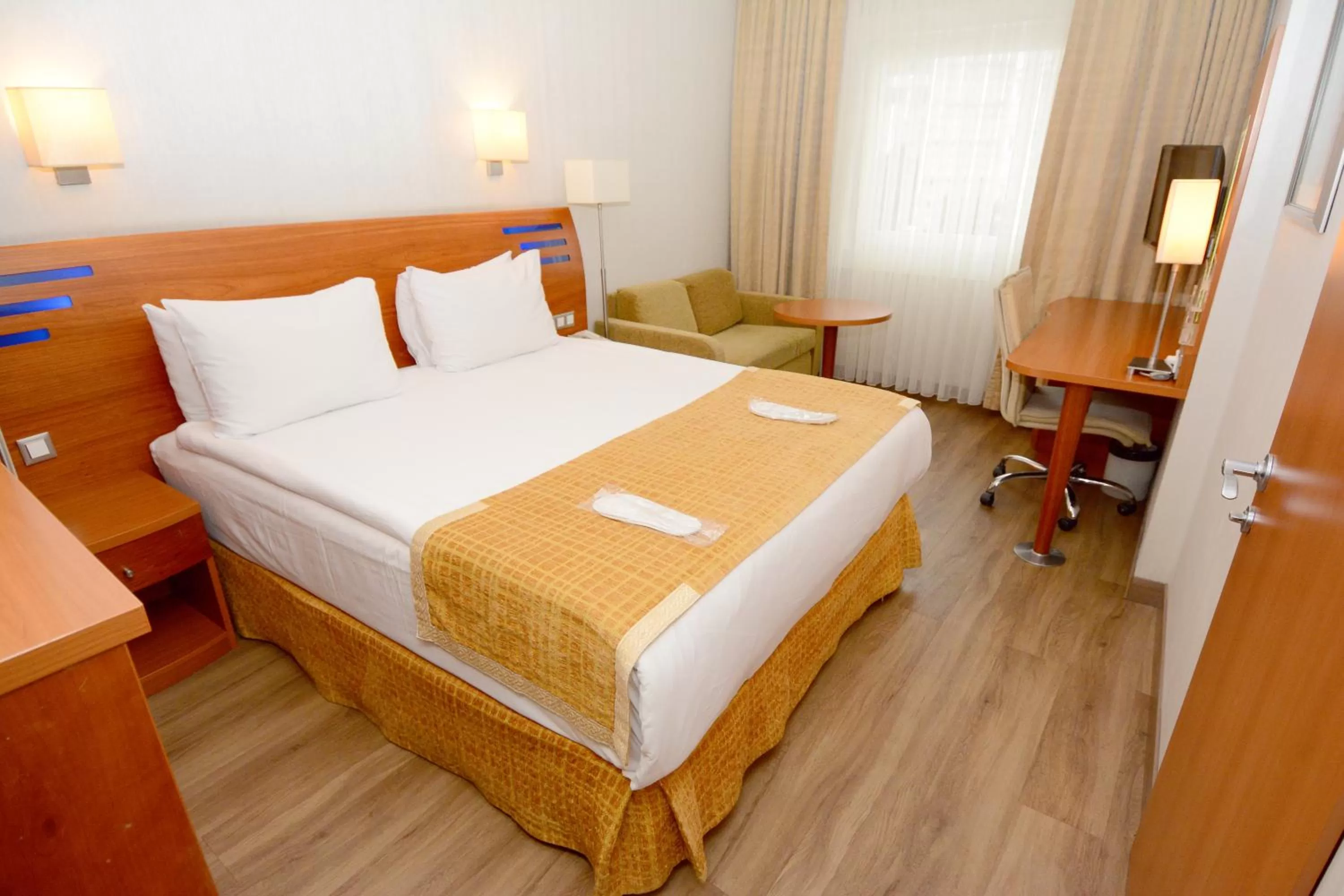 Bedroom, Bed in Holiday Inn Istanbul City by IHG