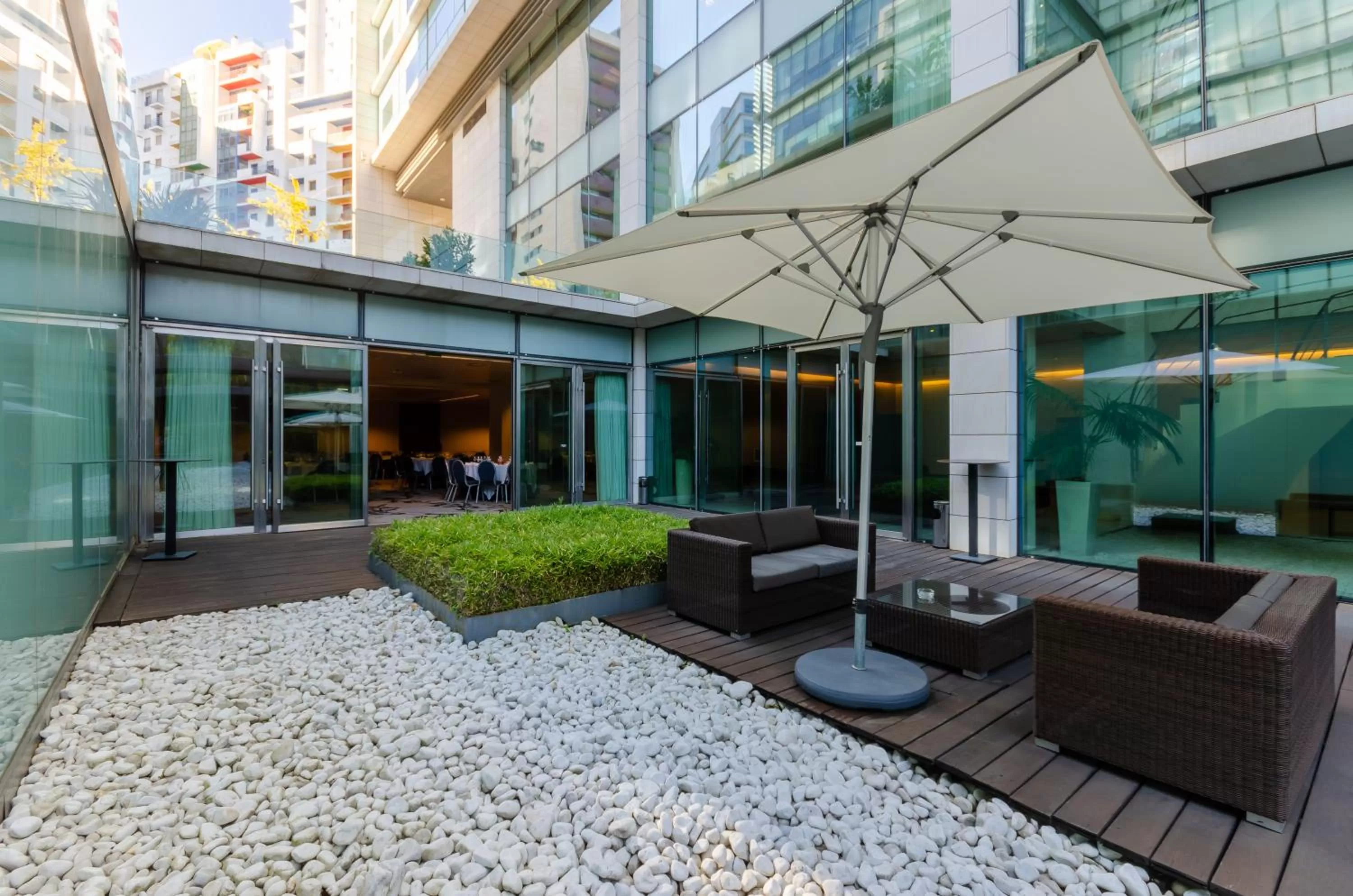 Patio in Olissippo Oriente