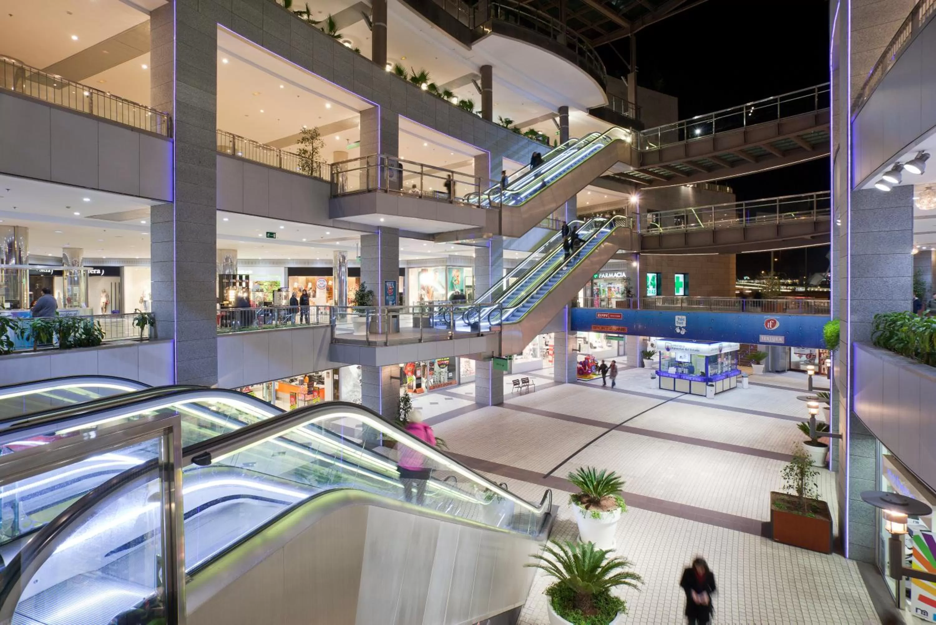 Area and facilities in Ilunion Aqua 3