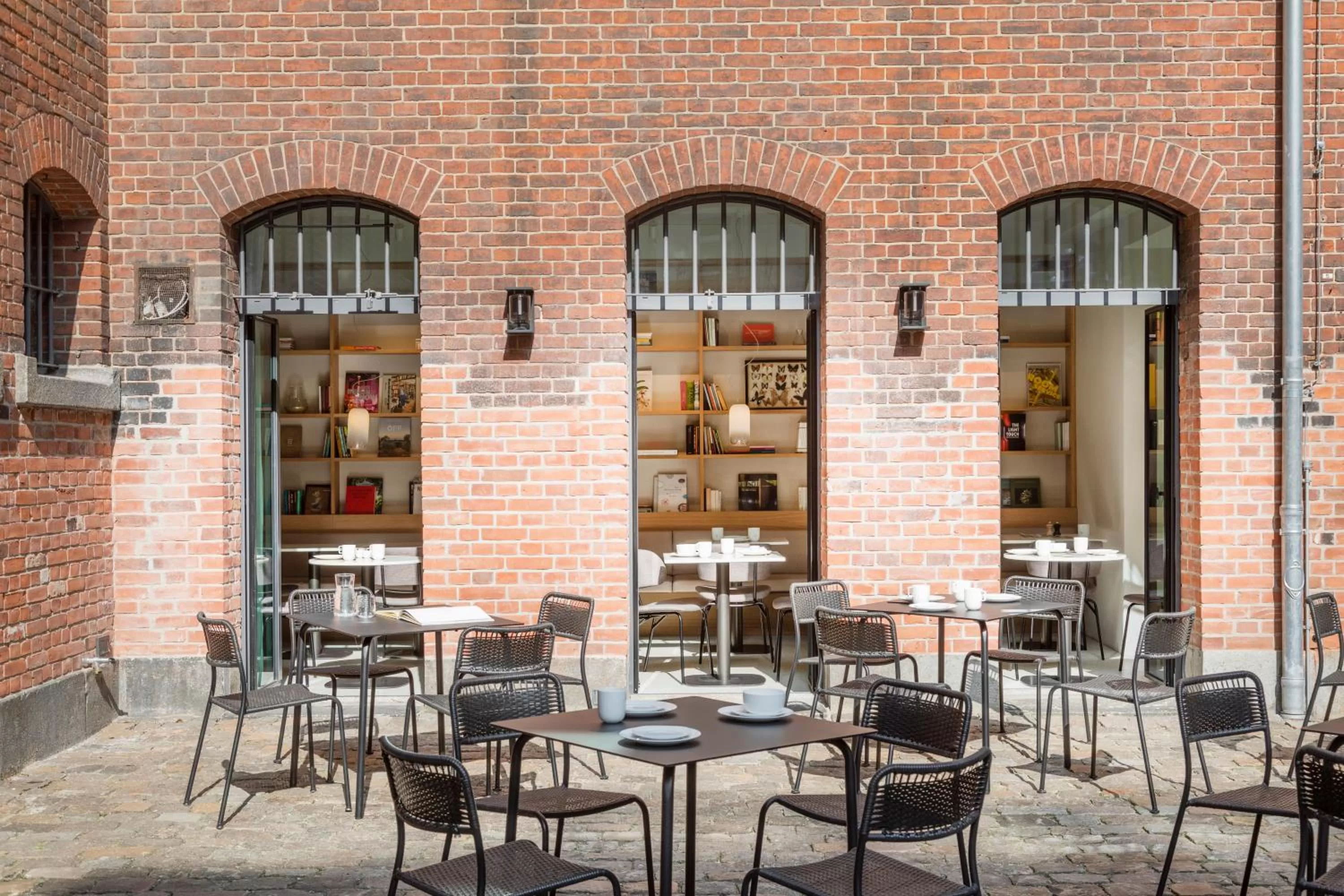 Breakfast in Wilmina Hotel