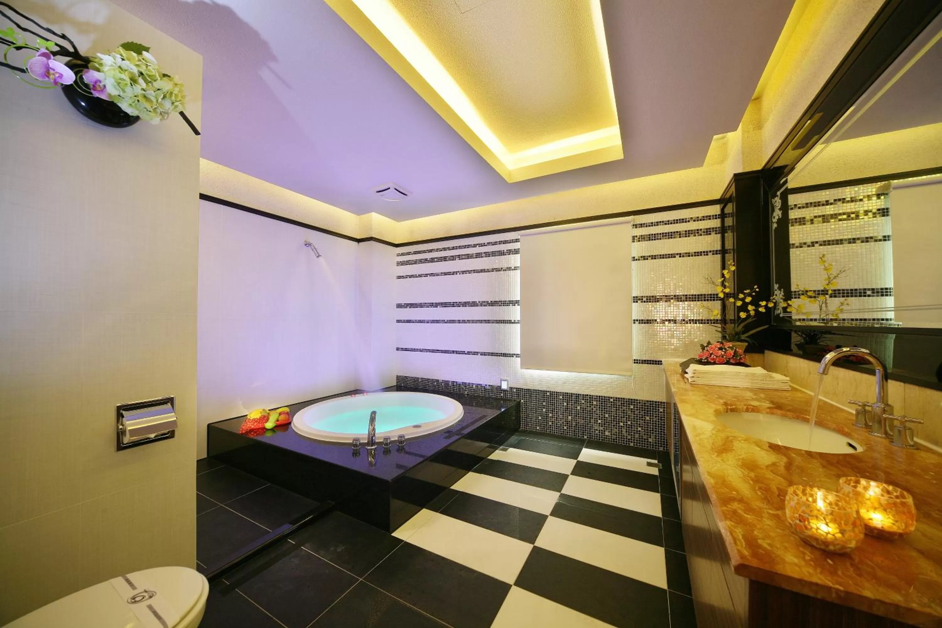 Bathroom in Shining Motel