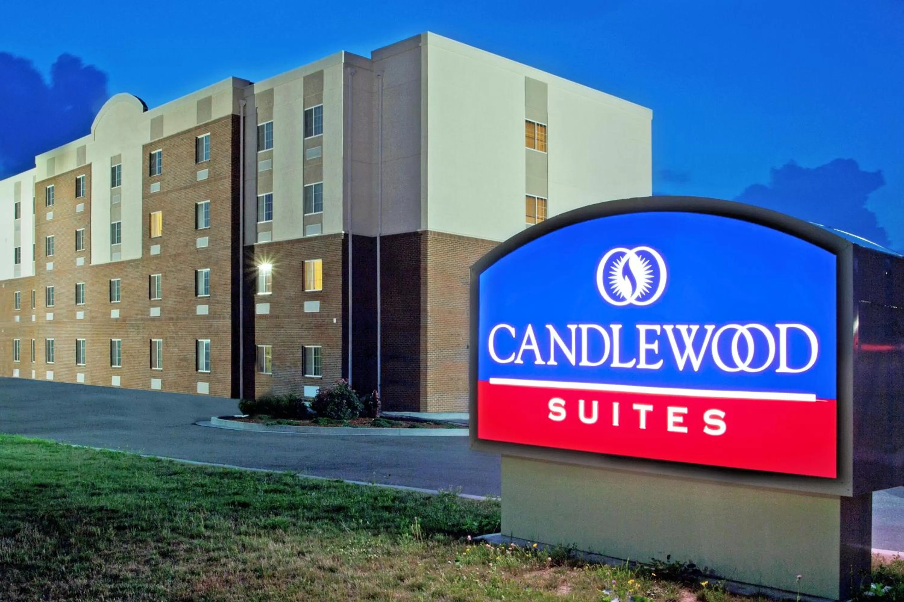Property building in Candlewood Suites Washington North by IHG