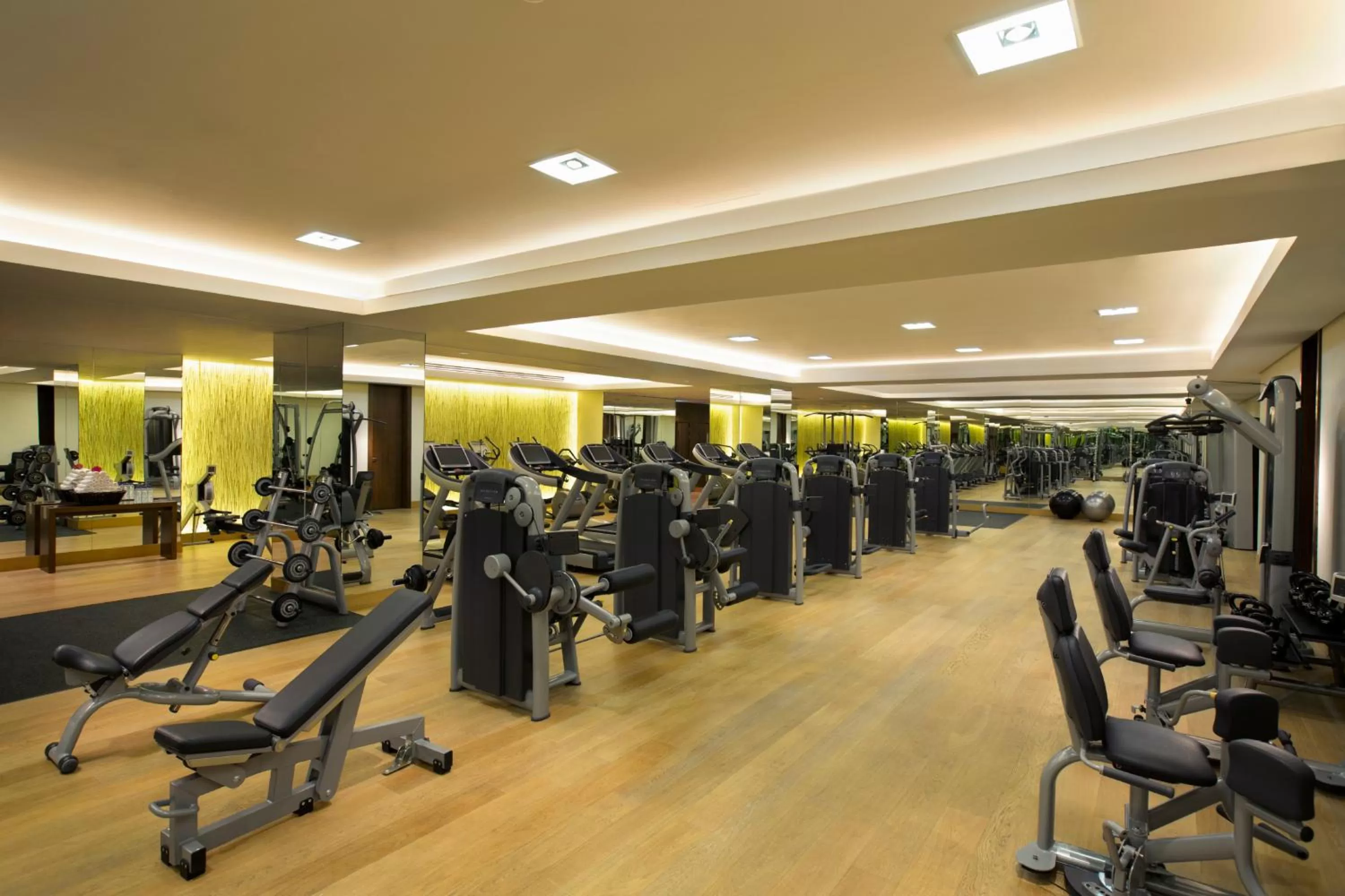 Fitness centre/facilities in Millennium Al Rawdah Hotel