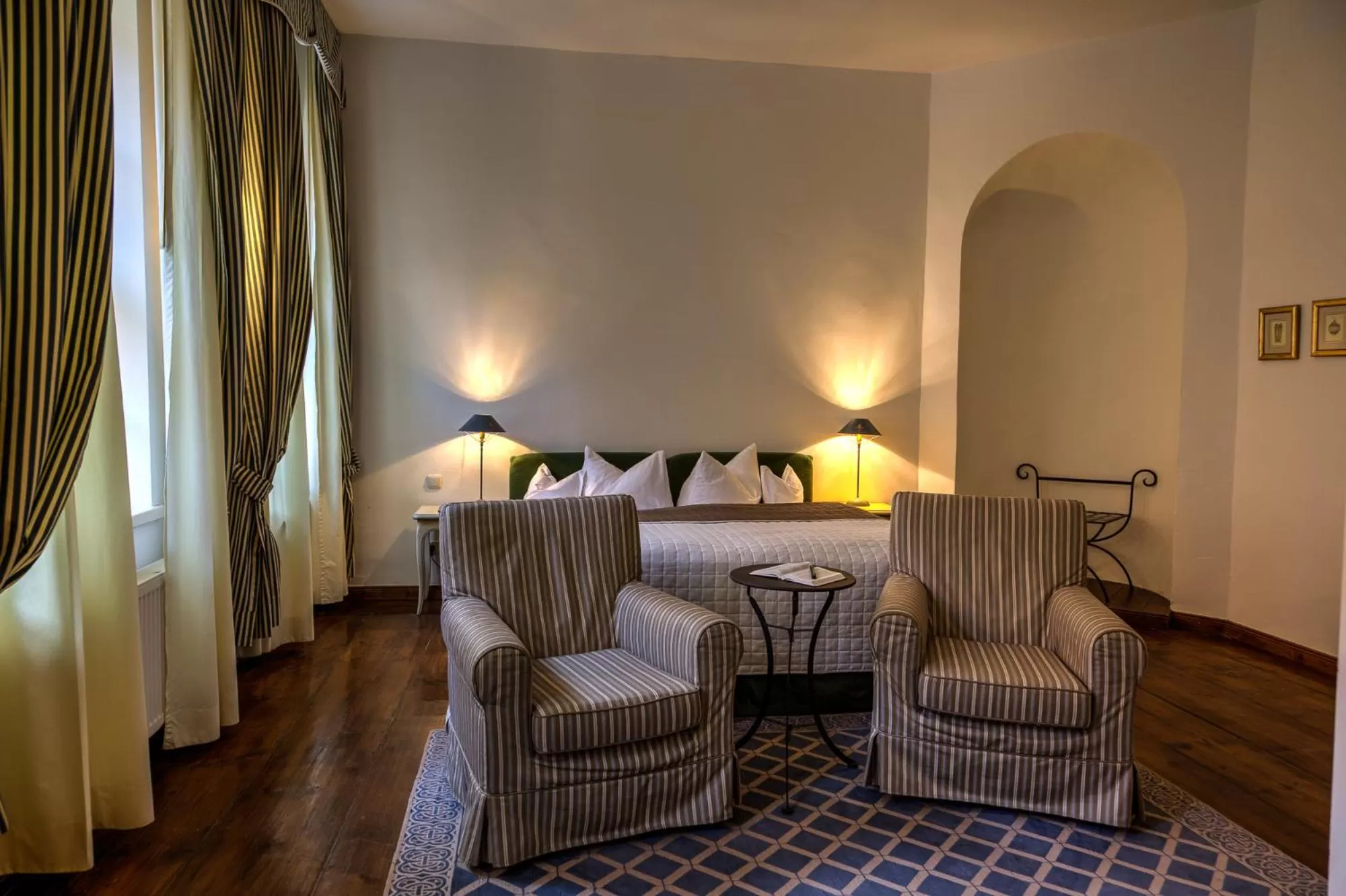 Photo of the whole room, Bed in Hotel Zum Bär