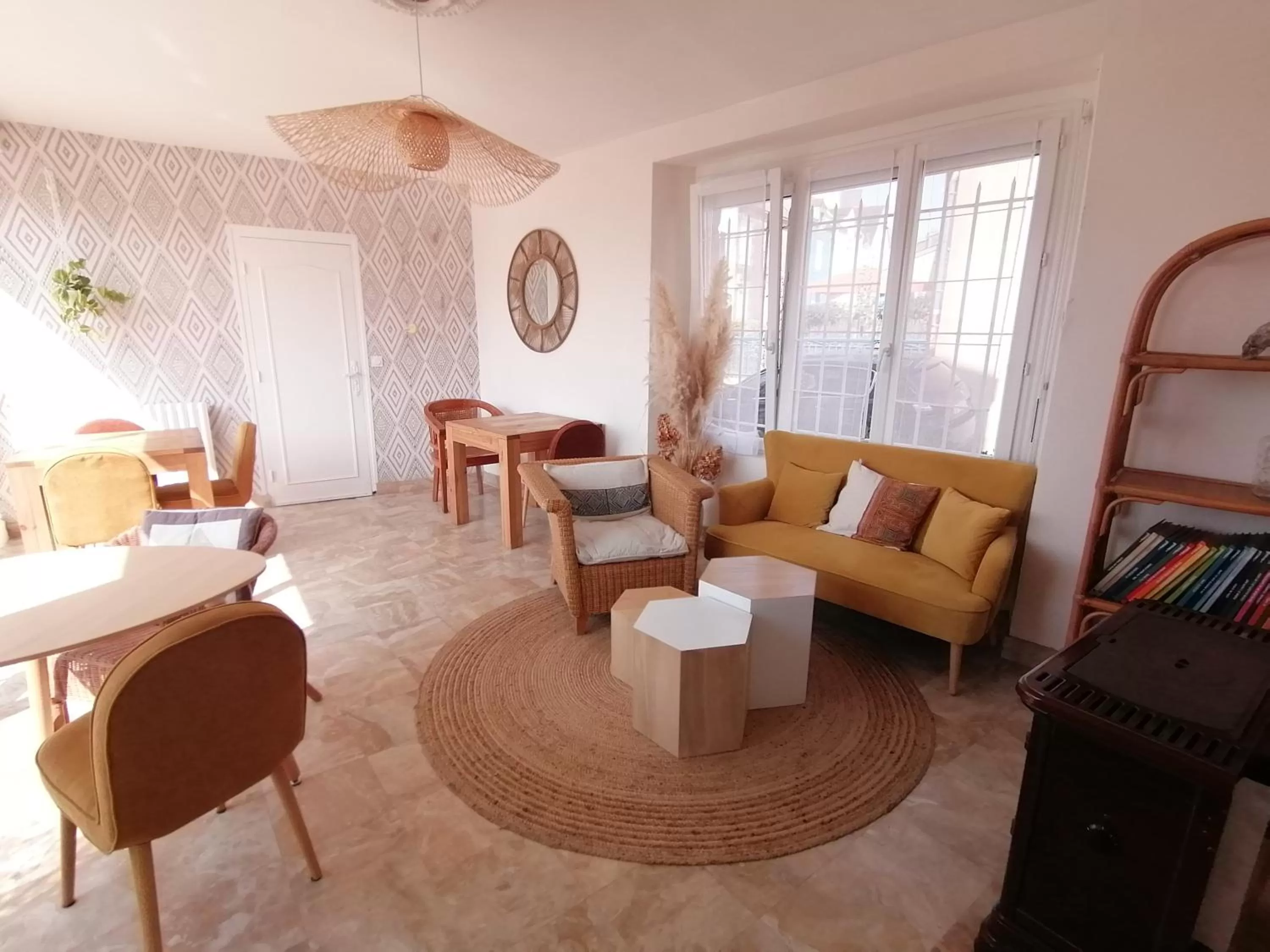 Seating Area in La bulle d'Etel, chambres & spa