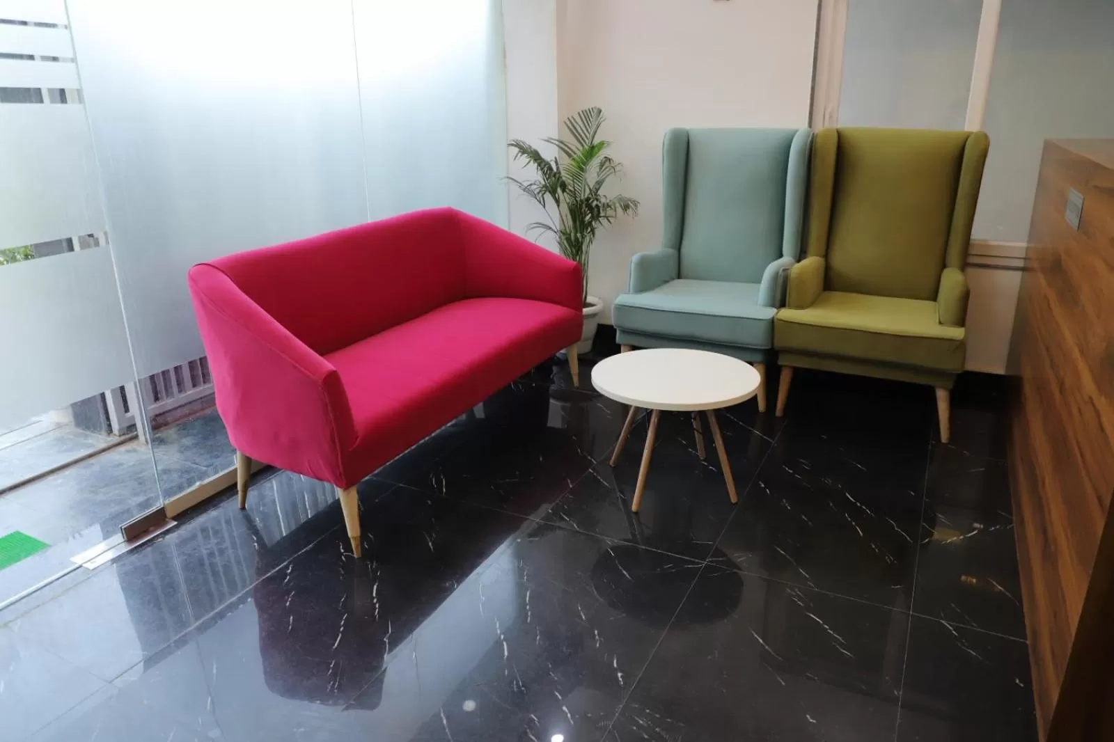 Lobby or reception, Seating Area in Opulent Inn by Lime Tree Hotels