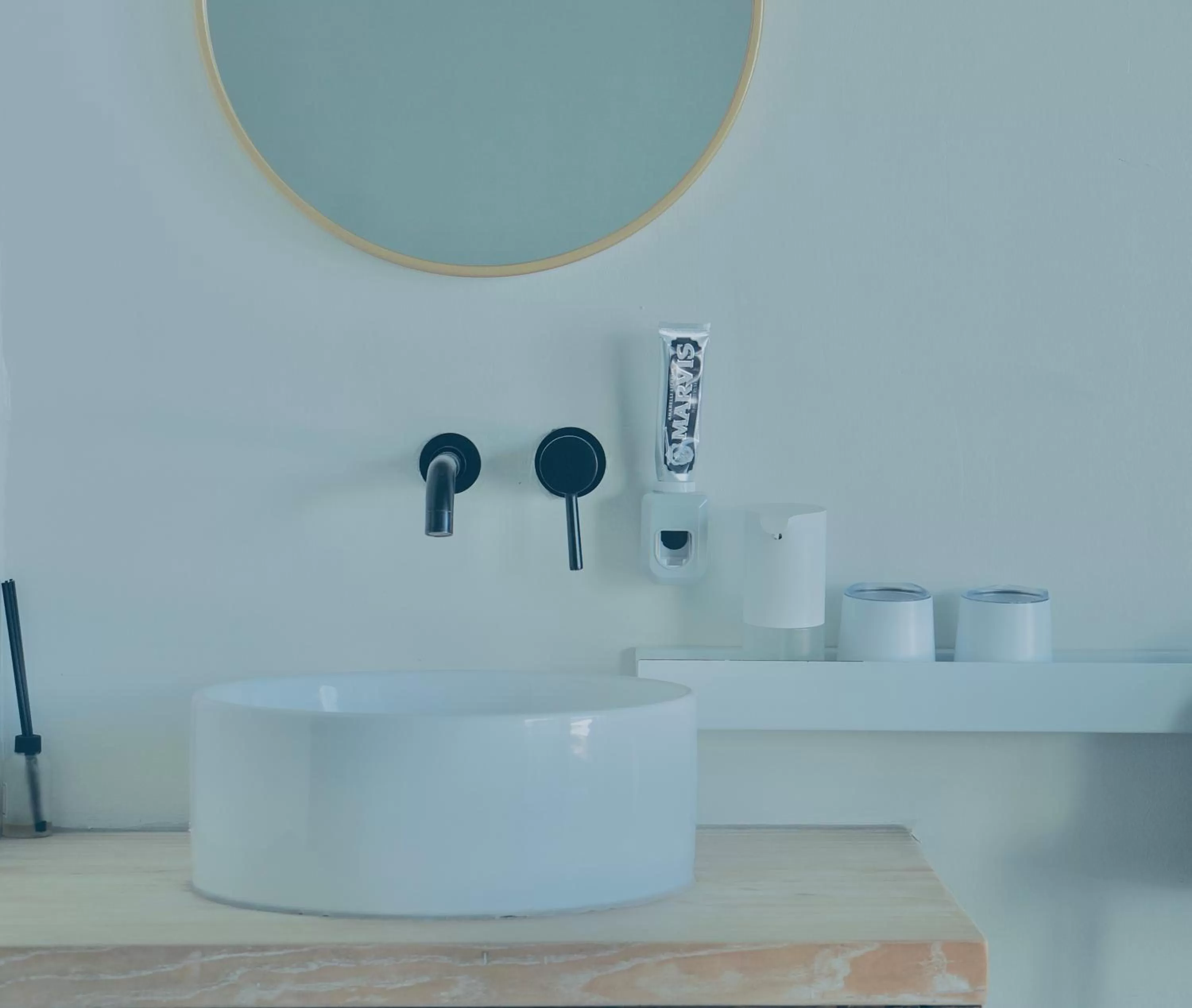 Toilet in Sugarsea Inn & Dive shop