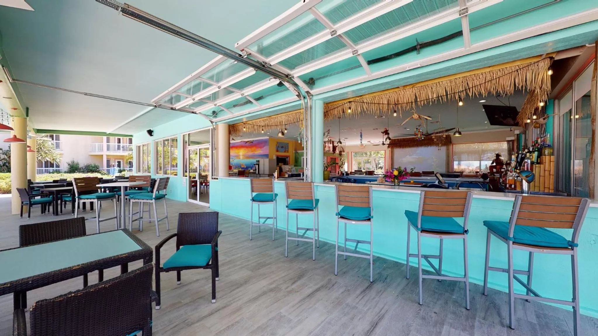 Restaurant/places to eat in Holiday Inn Resort Grand Cayman by IHG