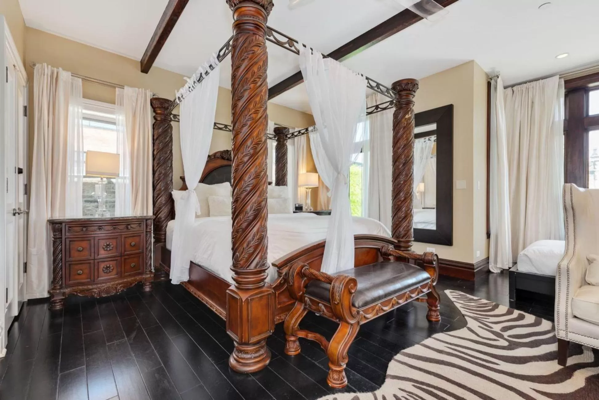 Bed in Villa D' Citta