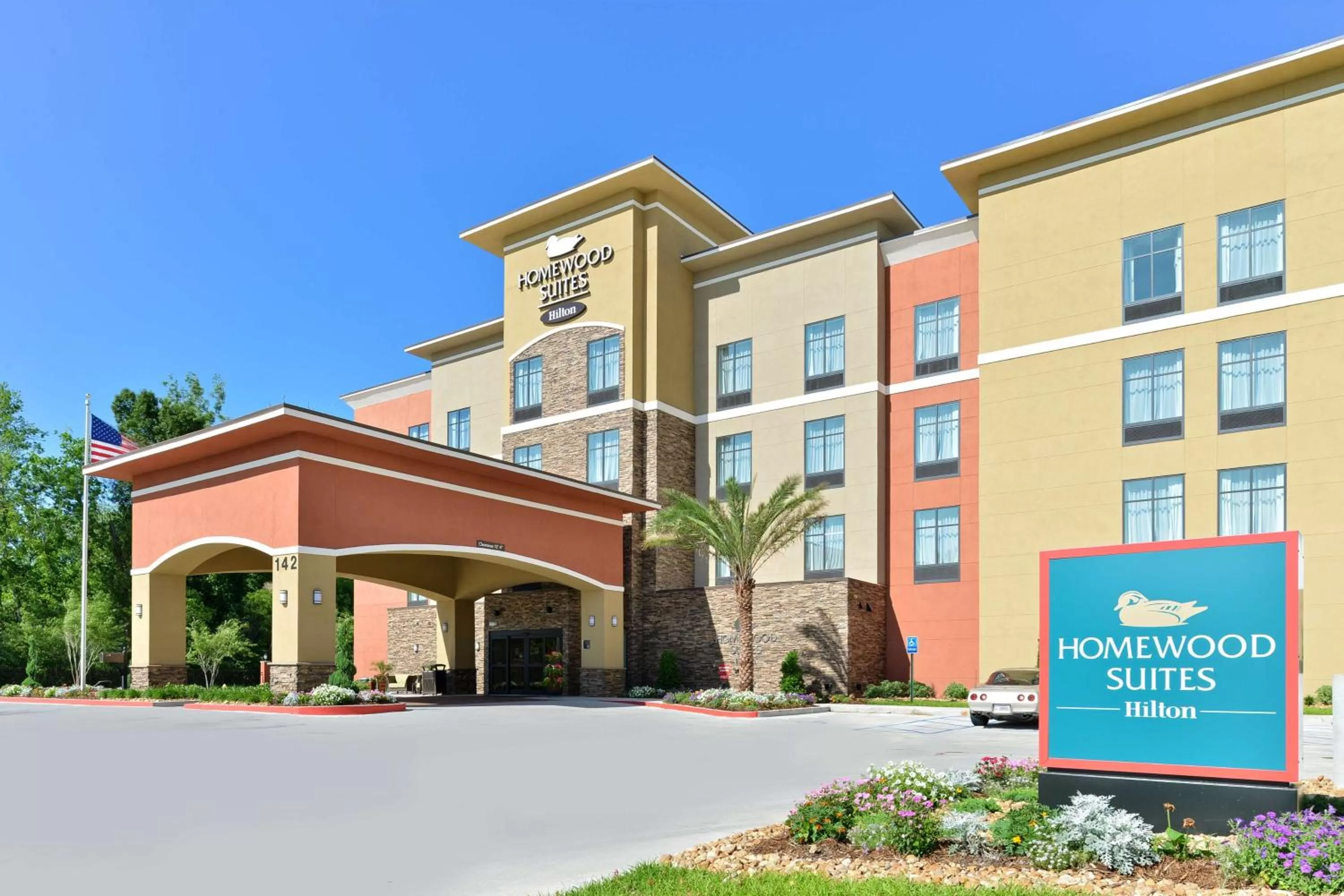 Property building in Homewood Suites by Hilton Houma