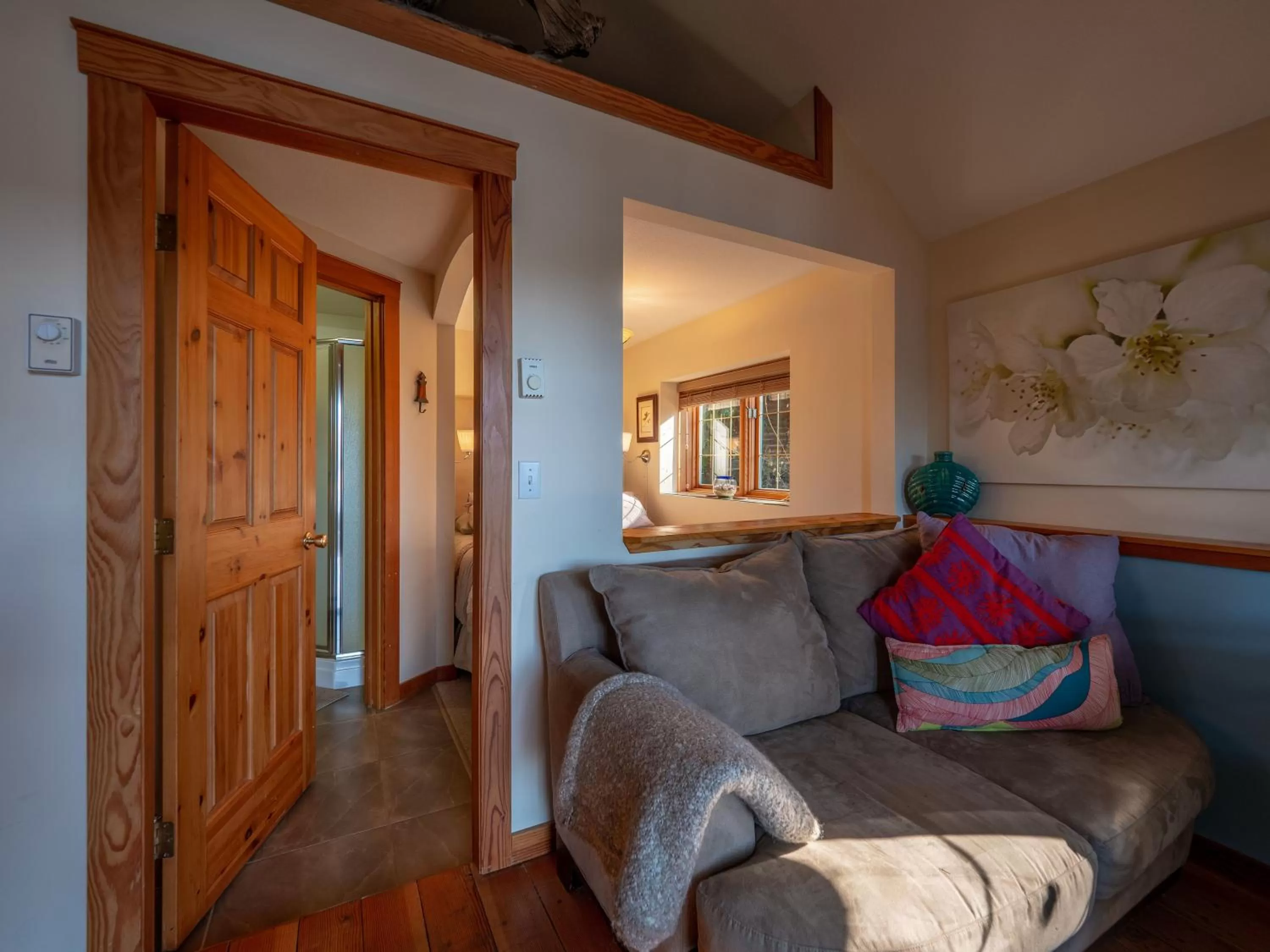 Seating Area in Tranquility Bay Waterfront Inn