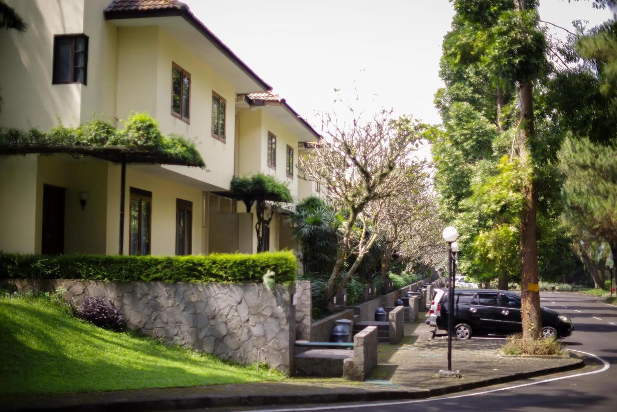 Property building in Puri Setiabudhi