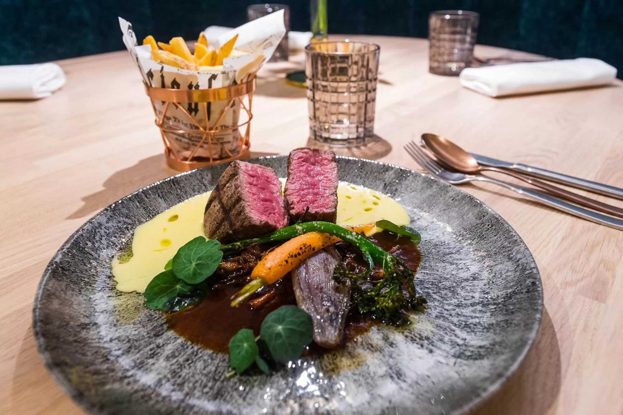 Restaurant/places to eat in Hotel Verso