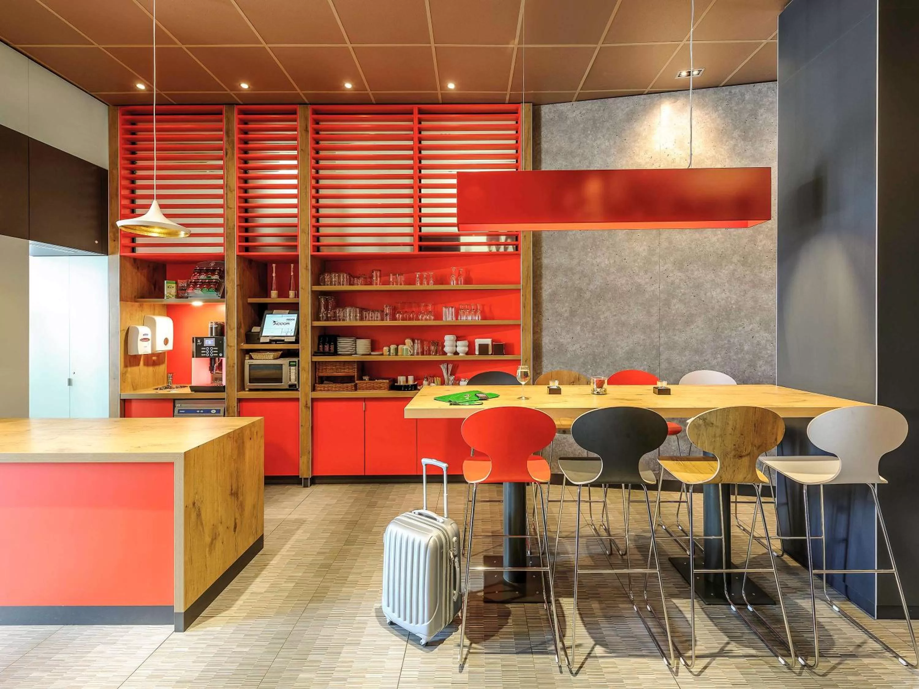 Lounge or bar in ibis Jena City