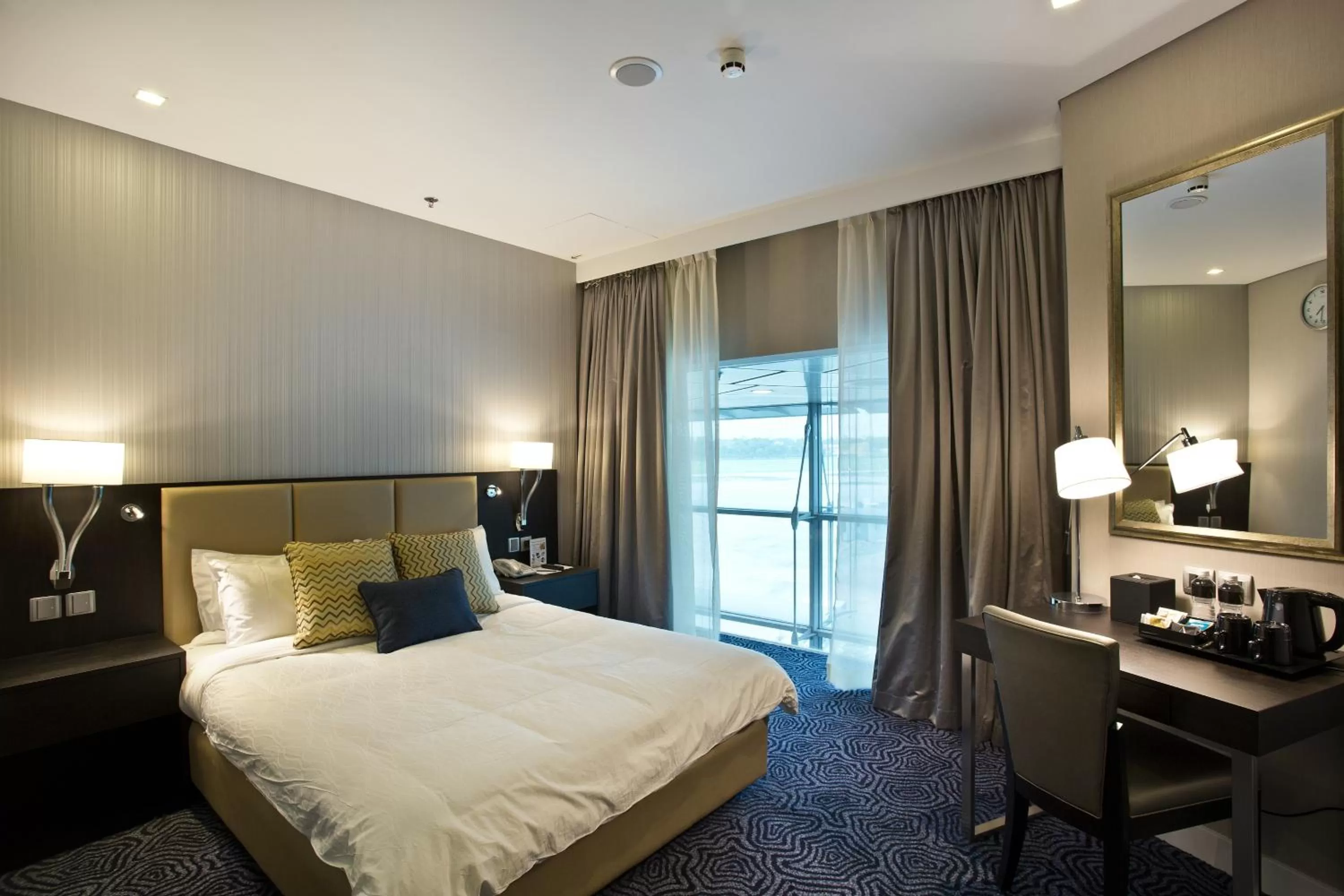 Bedroom, Bed in Ambassador Transit Hotel - Terminal 3