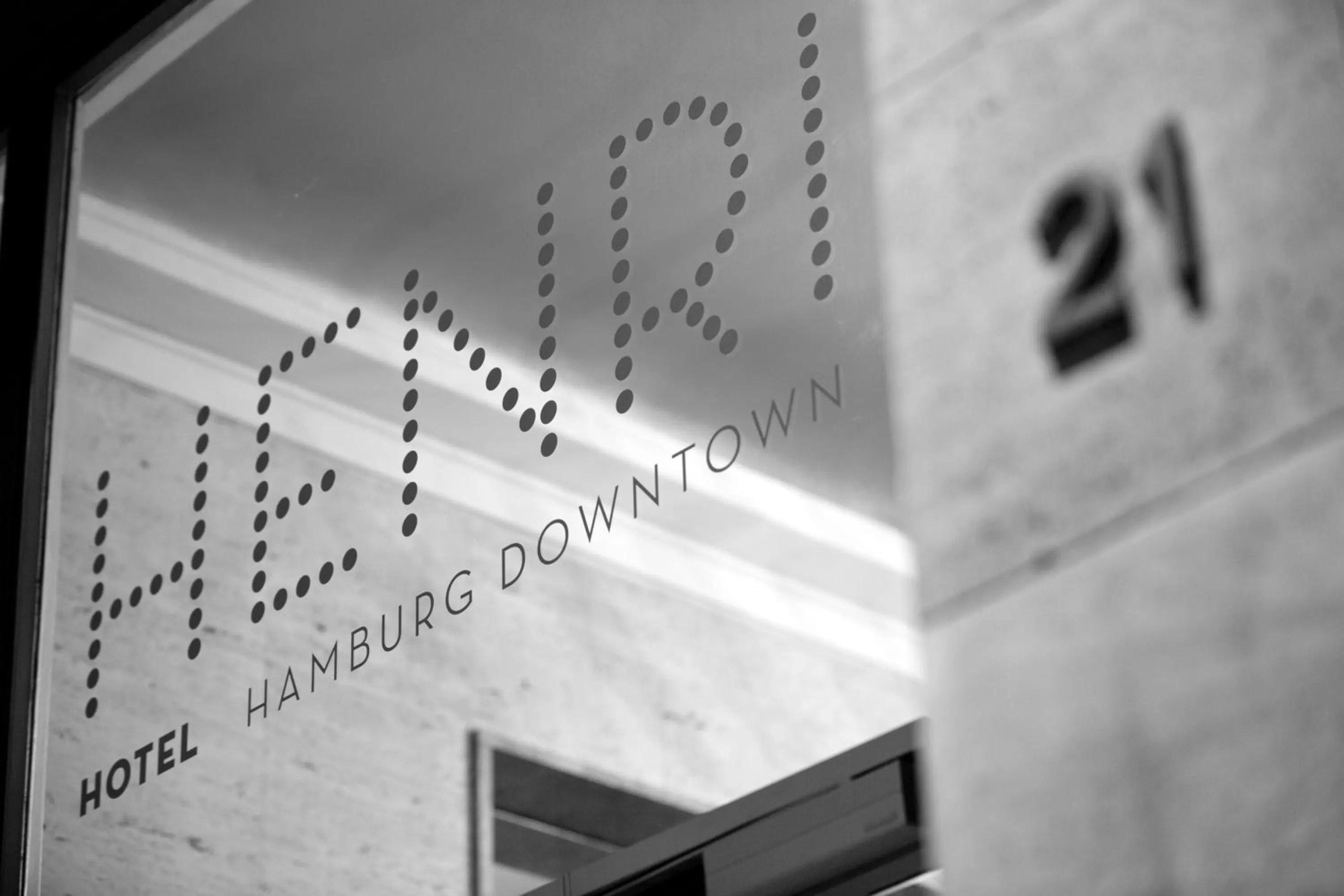 Logo/Certificate/Sign in Henri Hotel Hamburg Downtown